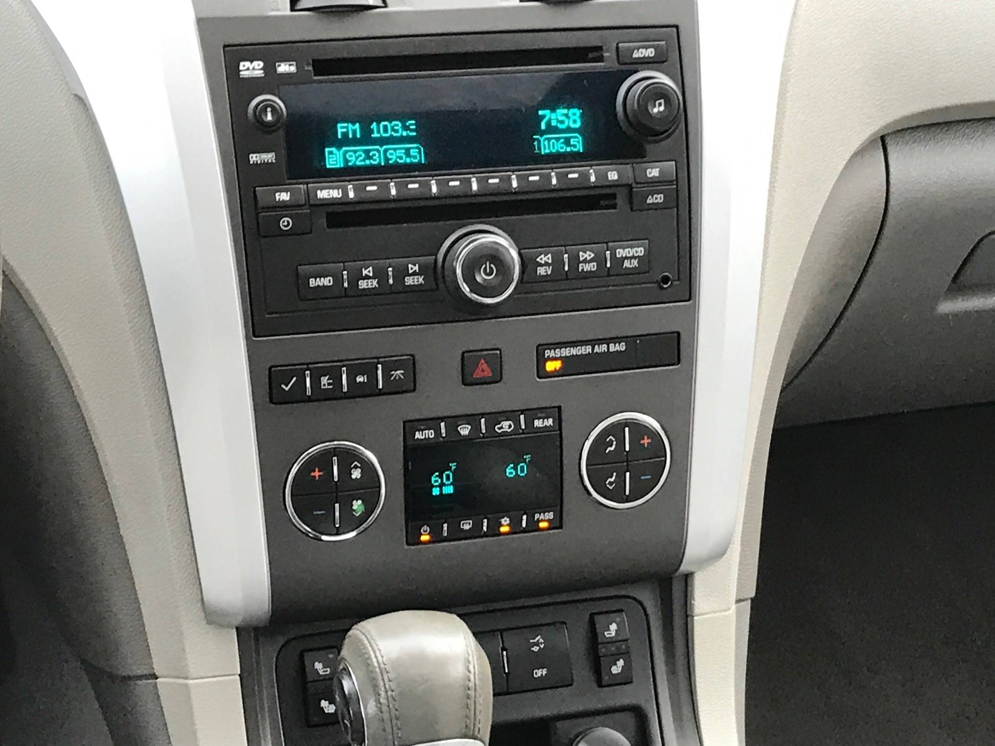 JP Motors Inc DBA Mathison Motors - Used vehicle - SUV Chevrolet Traverse 2010