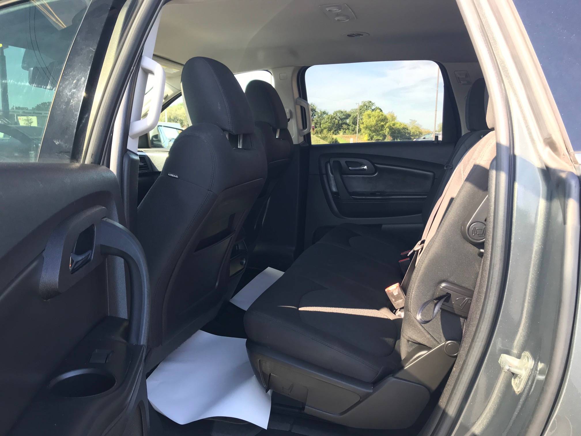 JP Motors Inc DBA Mathison Motors - Used vehicle - SUV Chevrolet Traverse 2011