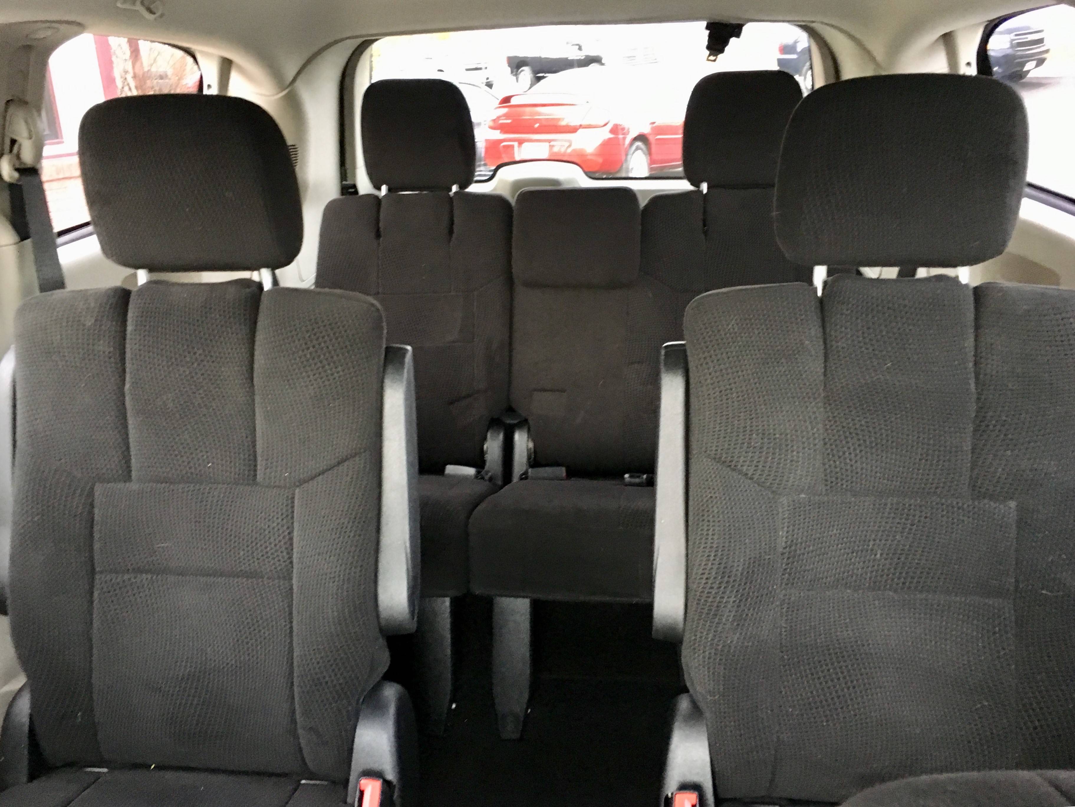 JP Motors Inc DBA Mathison Motors - Used vehicle - Passenger Van Dodge Grand Caravan 2013