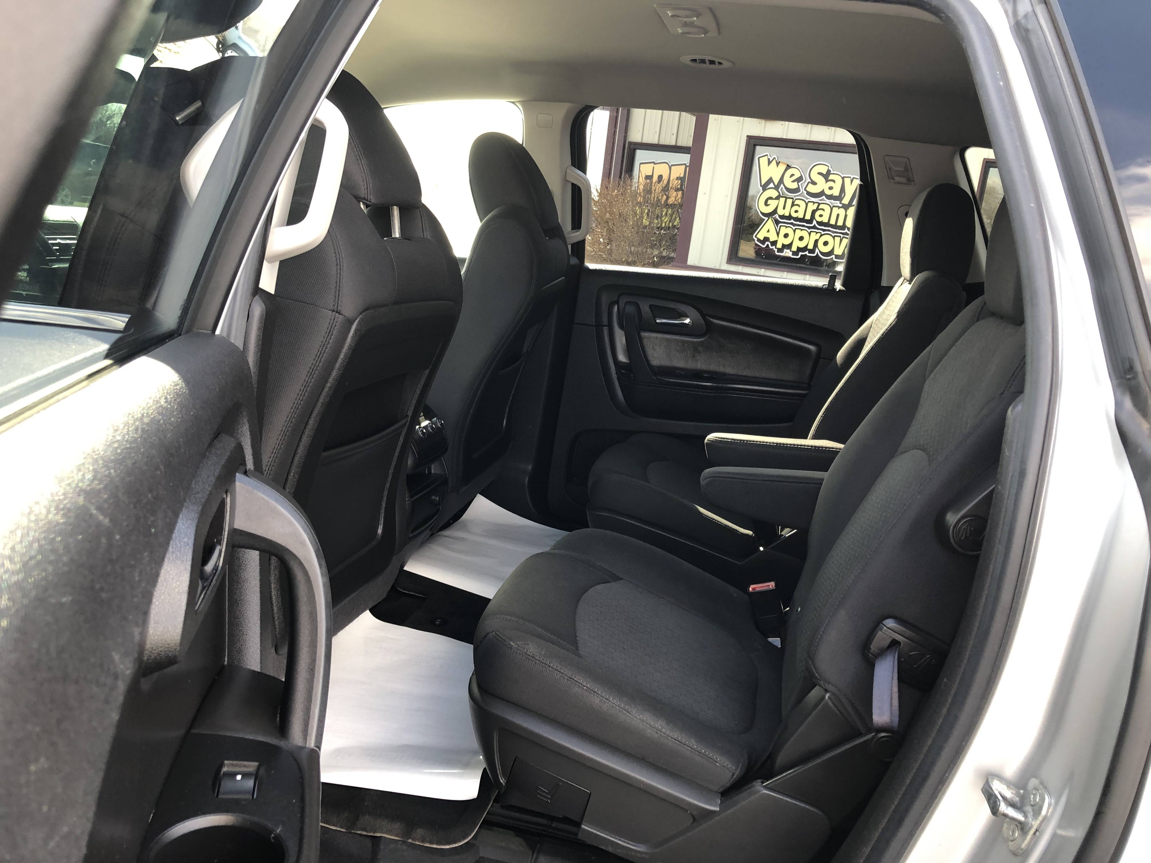 JP Motors Inc DBA Mathison Motors - Used vehicle - SUV Chevrolet Traverse 2011