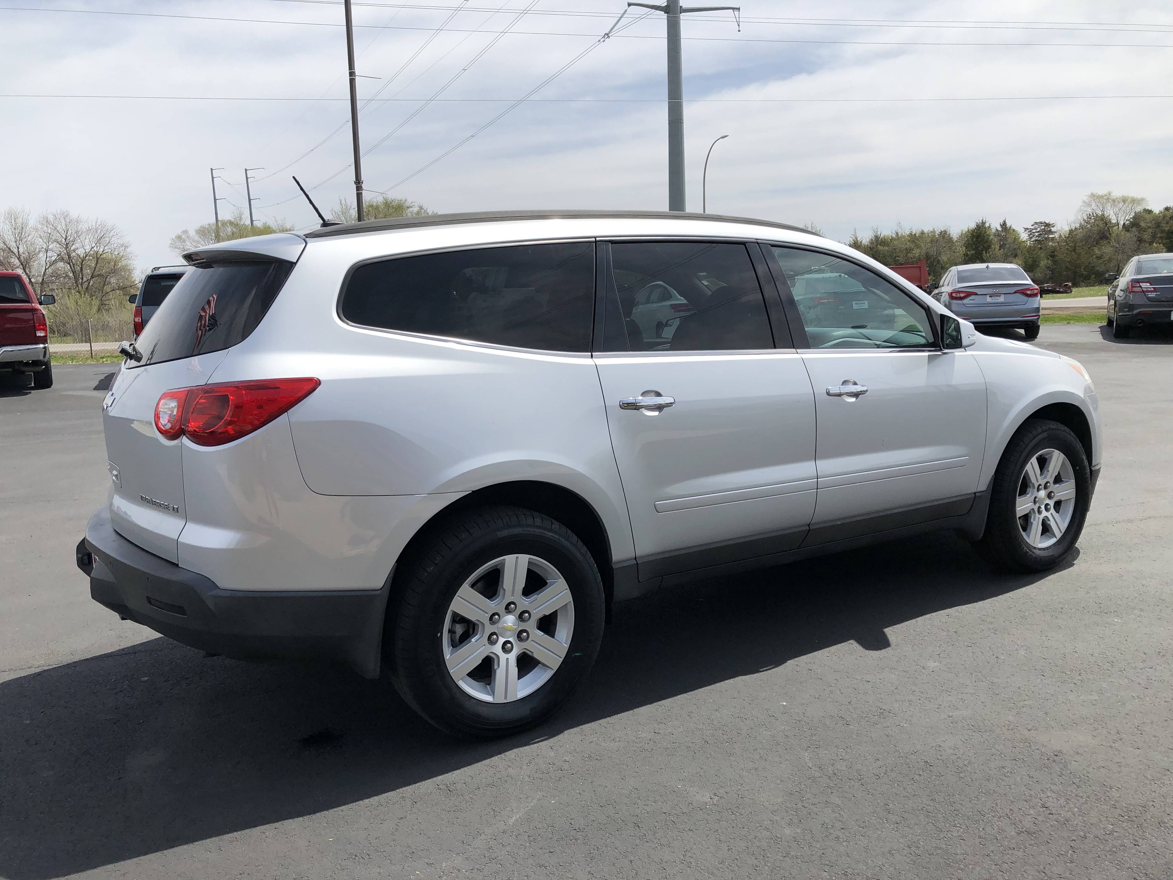 JP Motors Inc DBA Mathison Motors - Used vehicle - SUV Chevrolet Traverse 2010