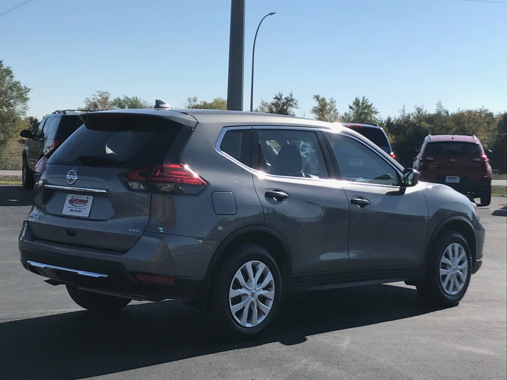 JP Motors Inc DBA Mathison Motors - Used vehicle - SUV Nissan Rogue 2017