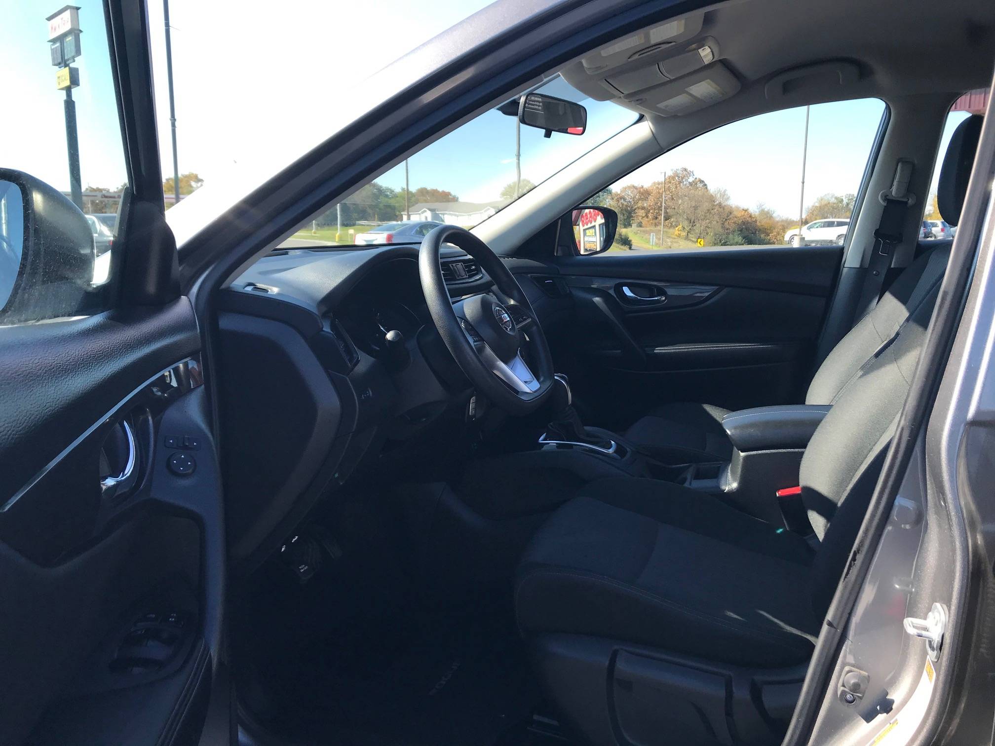 JP Motors Inc DBA Mathison Motors - Used vehicle - SUV Nissan Rogue 2017