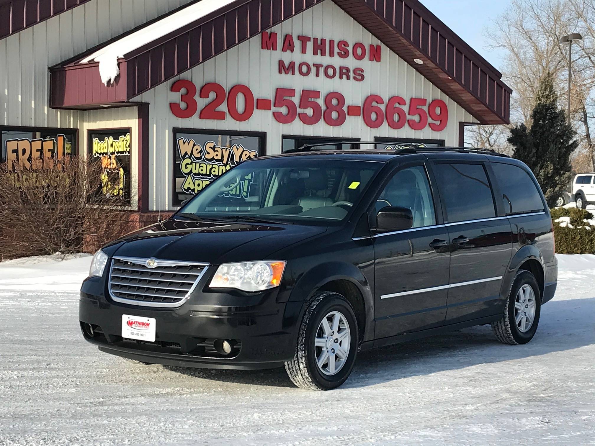 JP Motors Inc DBA Mathison Motors - Used vehicle - Passenger Van CHRYSLER TOWN AND COUNTRY 2010