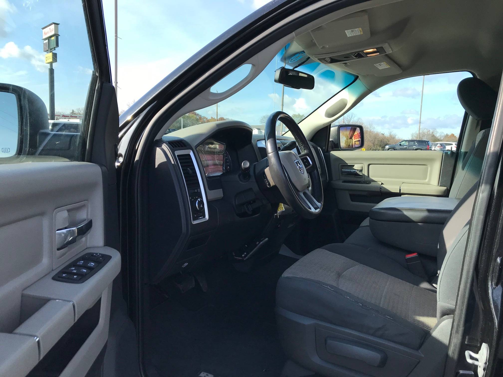 JP Motors Inc DBA Mathison Motors - Used vehicle - Truck RAM 1500 2011