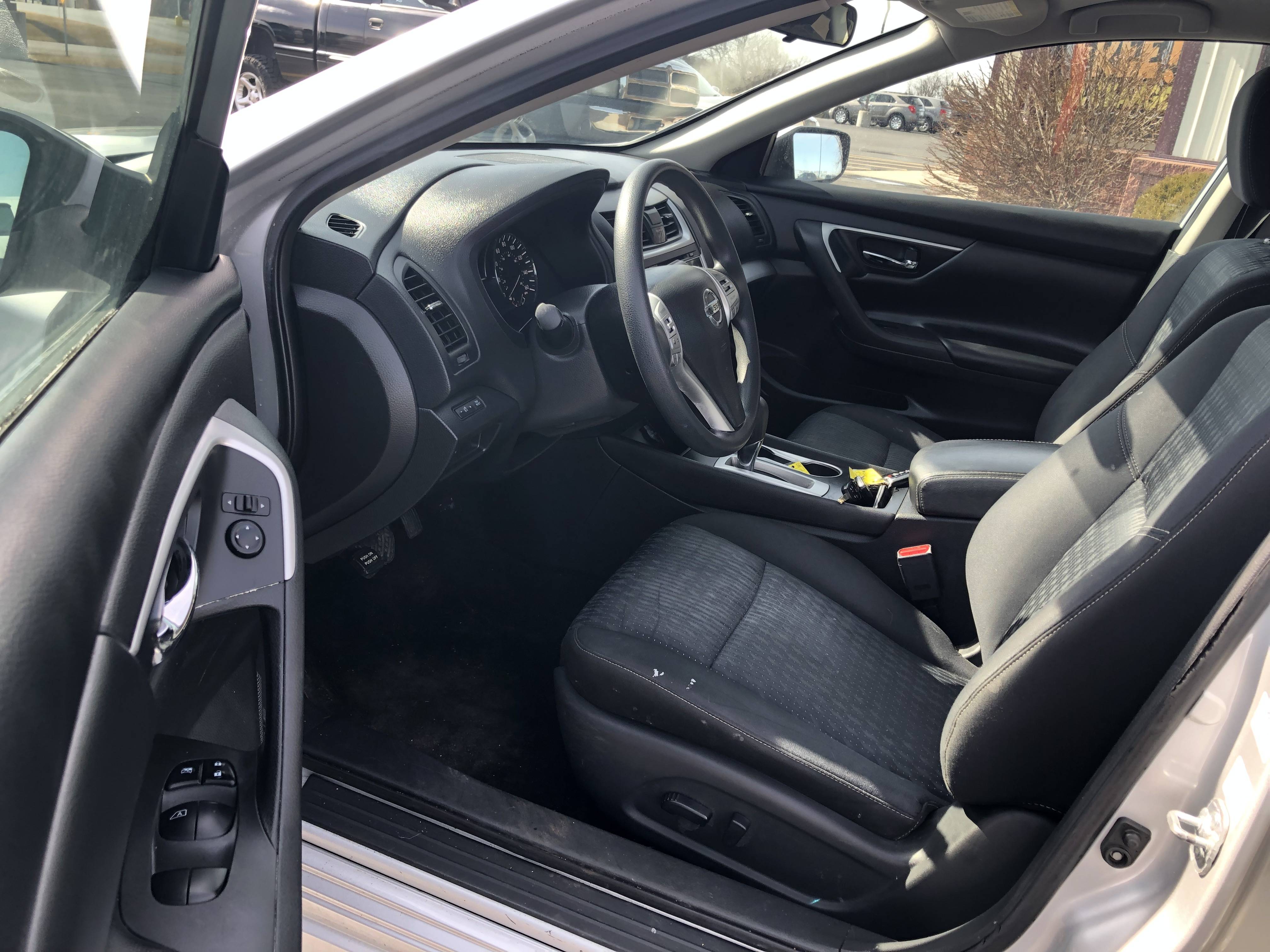 JP Motors Inc DBA Mathison Motors - Used vehicle - Sedan Nissan Altima 2016