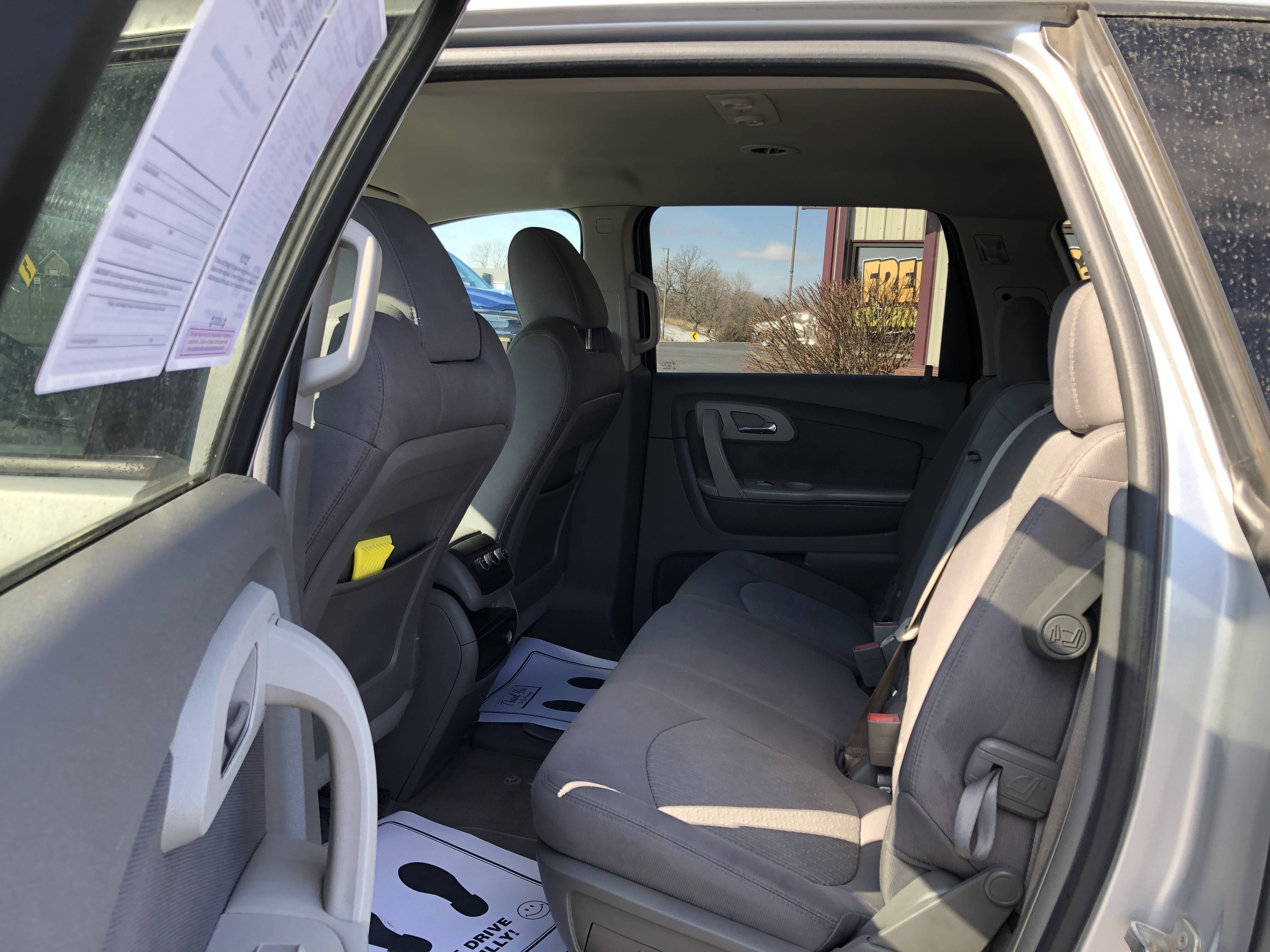 JP Motors Inc DBA Mathison Motors - Used vehicle - SUV Chevrolet Traverse 2010