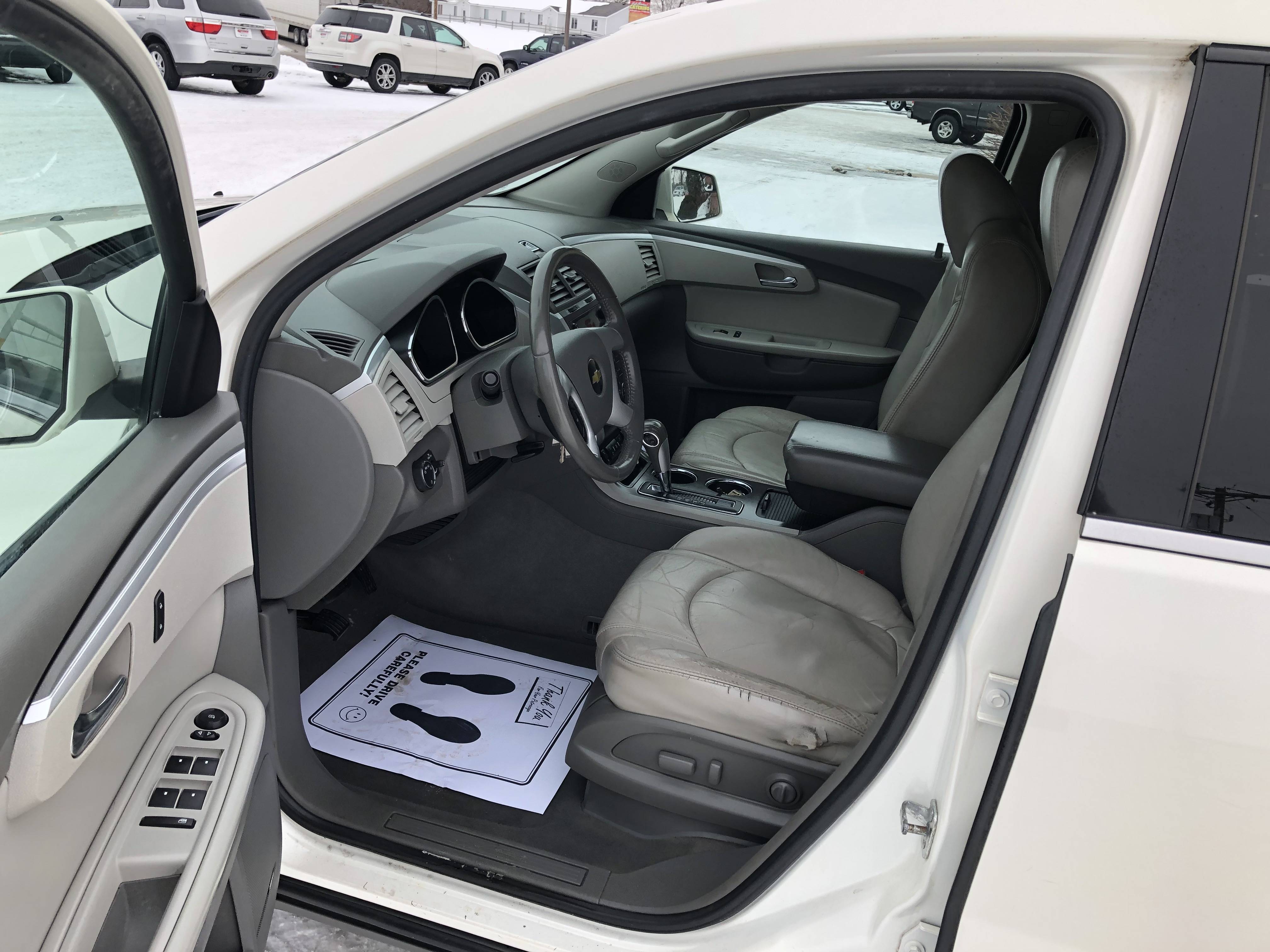 JP Motors Inc DBA Mathison Motors - Used vehicle - SUV Chevrolet Traverse 2011