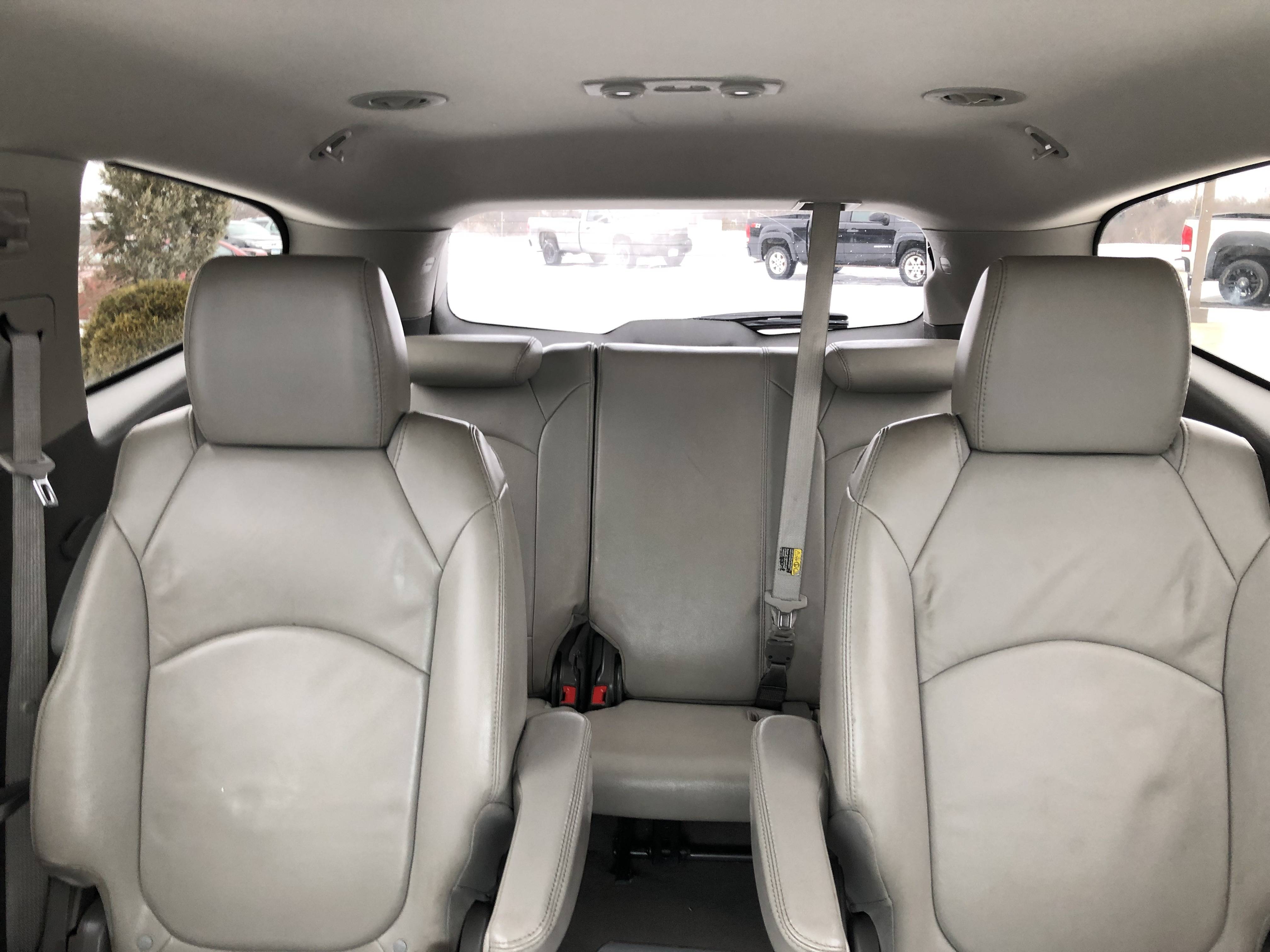 JP Motors Inc DBA Mathison Motors - Used vehicle - SUV Chevrolet Traverse 2011