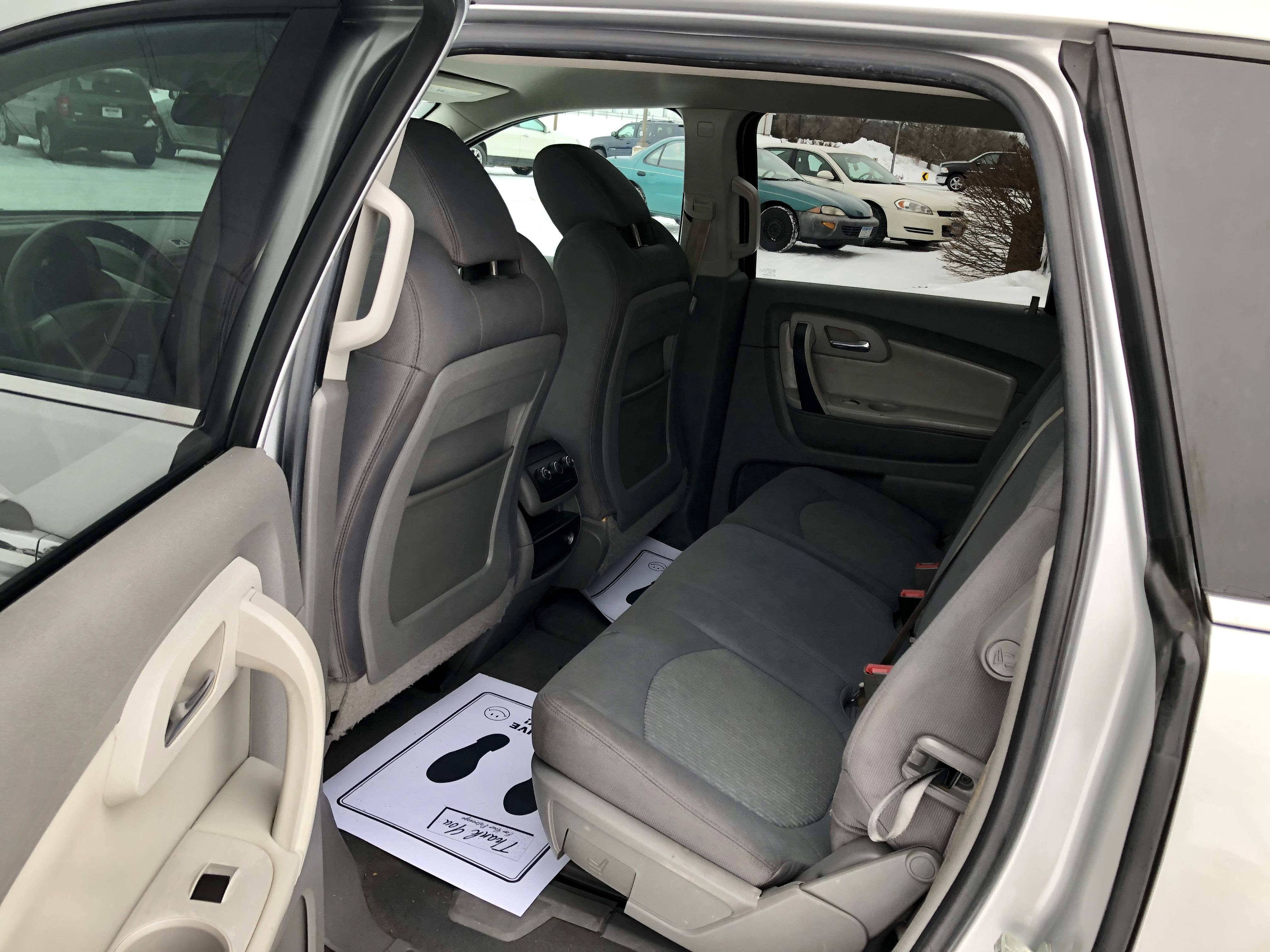 JP Motors Inc DBA Mathison Motors - Used vehicle - SUV Chevrolet Traverse 2011