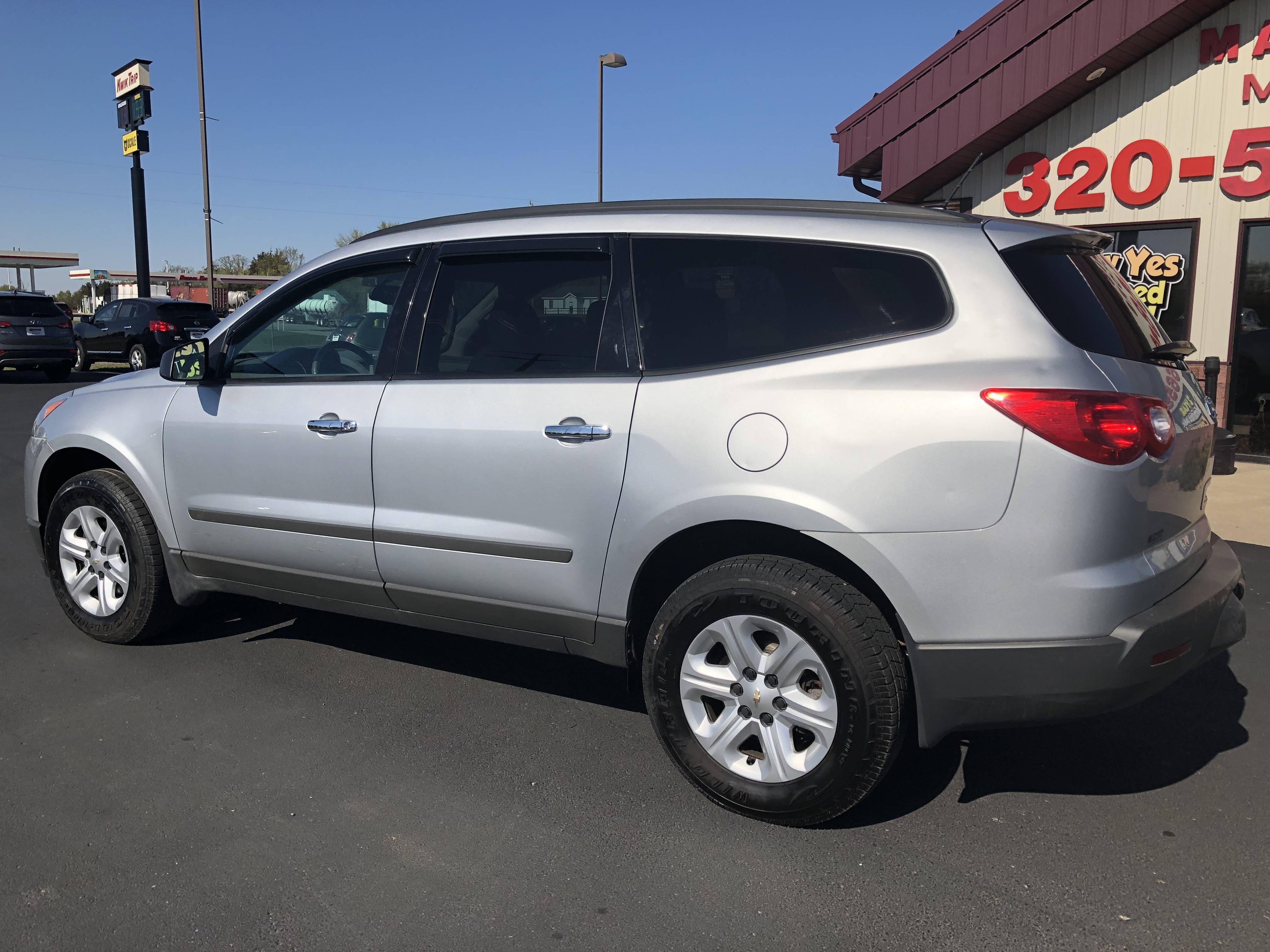 JP Motors Inc DBA Mathison Motors - Used vehicle - SUV Chevrolet Traverse 2011