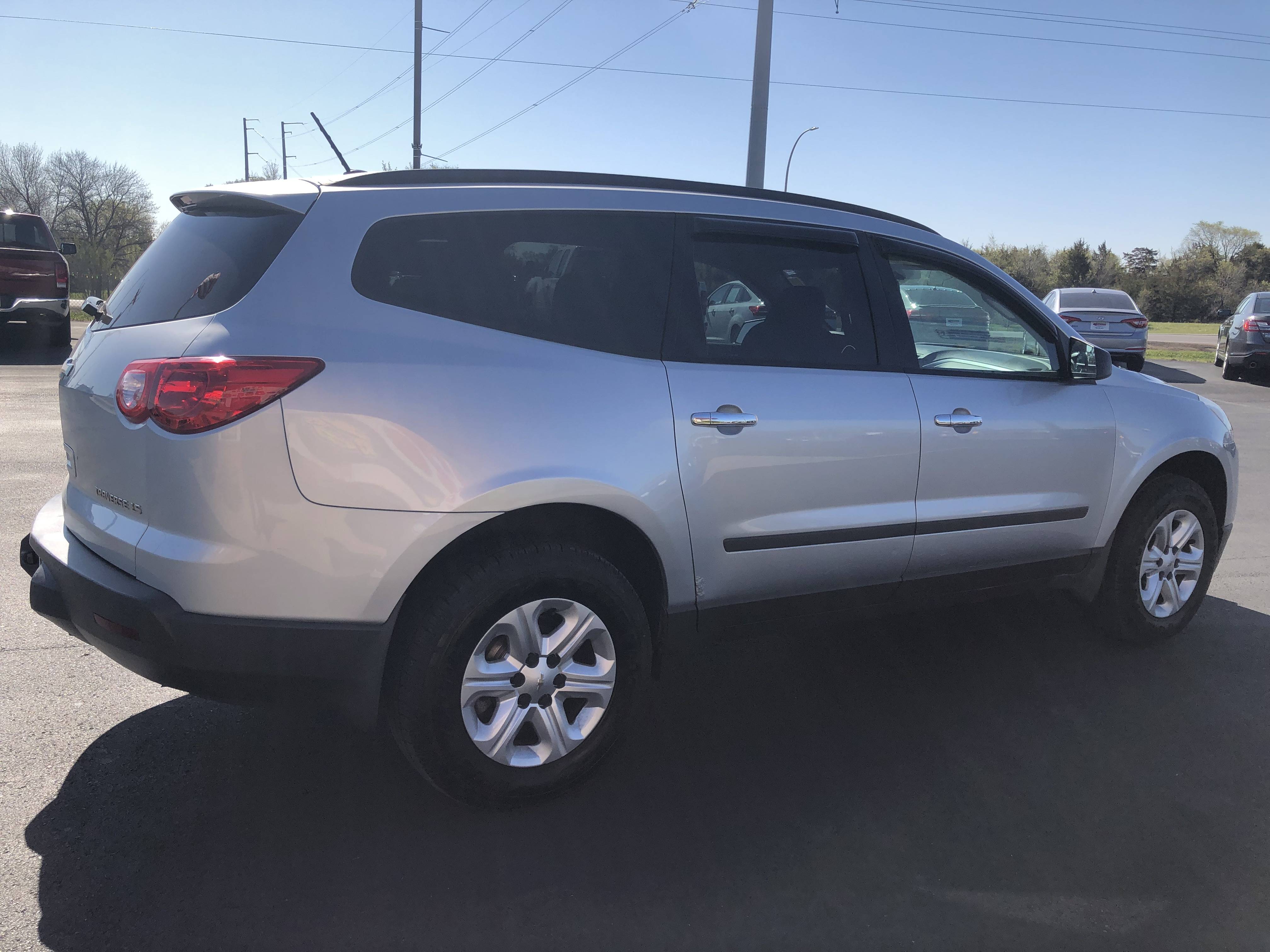 JP Motors Inc DBA Mathison Motors - Used vehicle - SUV Chevrolet Traverse 2011