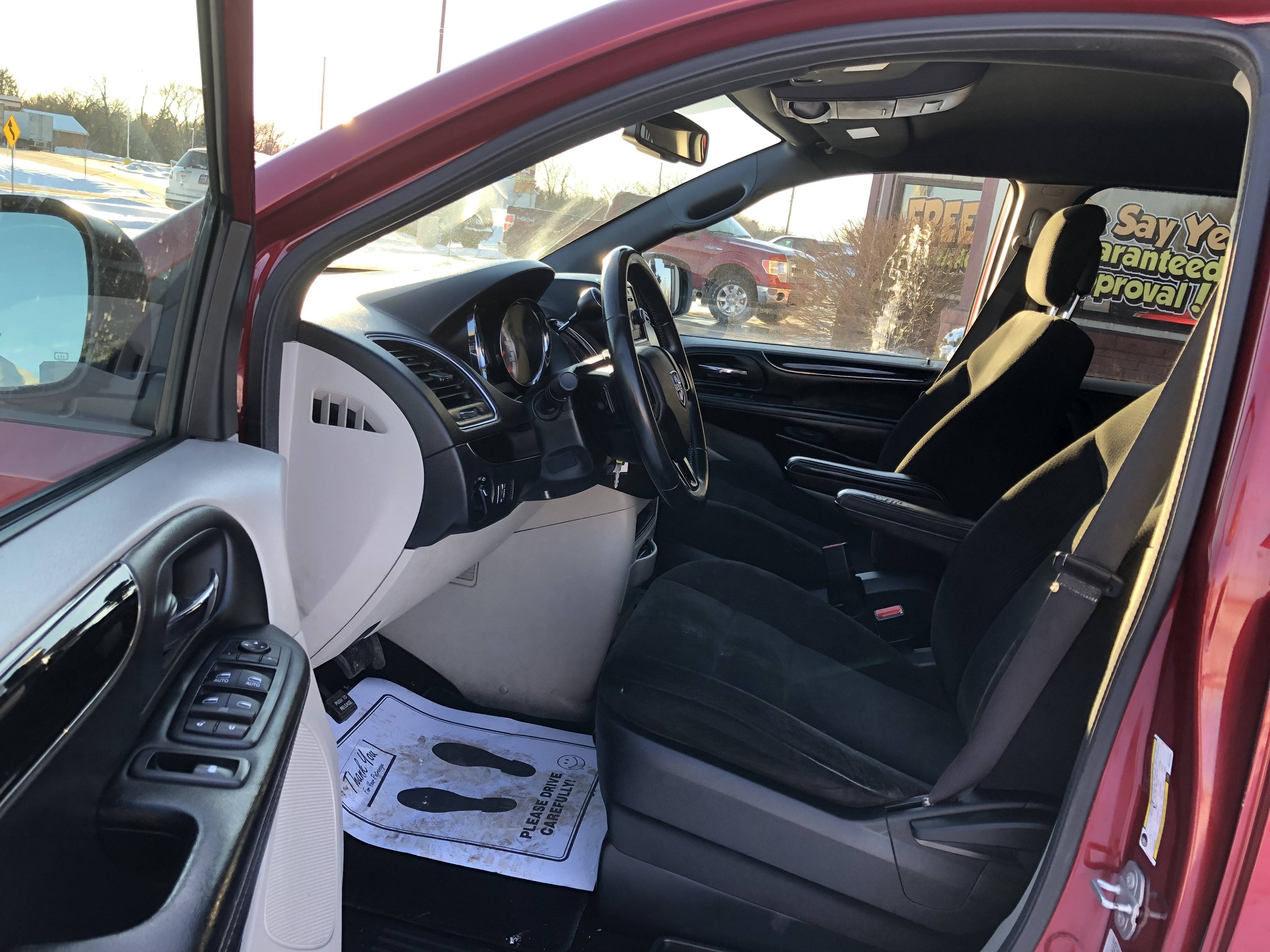 JP Motors Inc DBA Mathison Motors - Used vehicle - Passenger Van Dodge Grand Caravan 2016