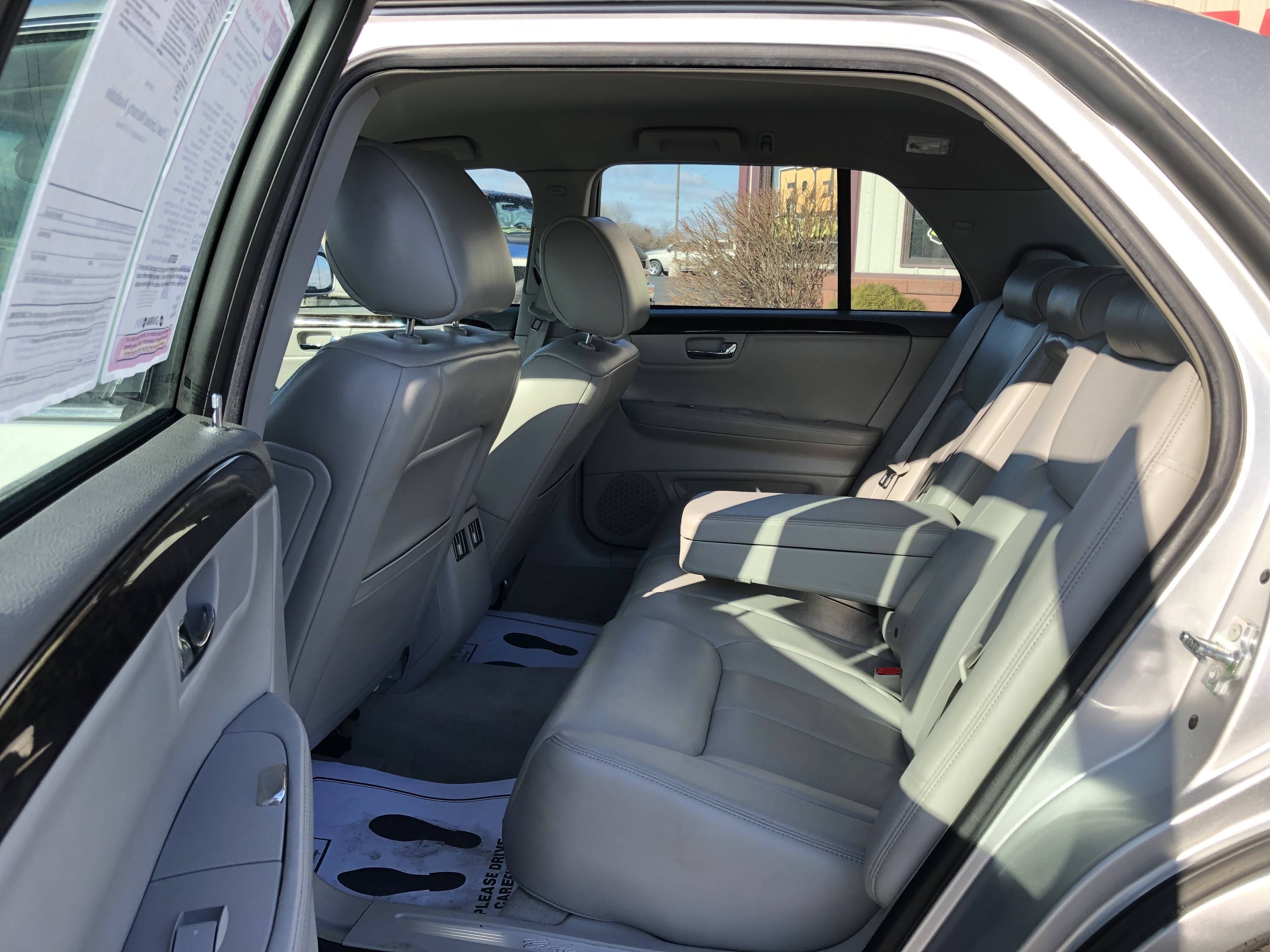 JP Motors Inc DBA Mathison Motors - Used vehicle - Sedan Cadillac DTS 2010