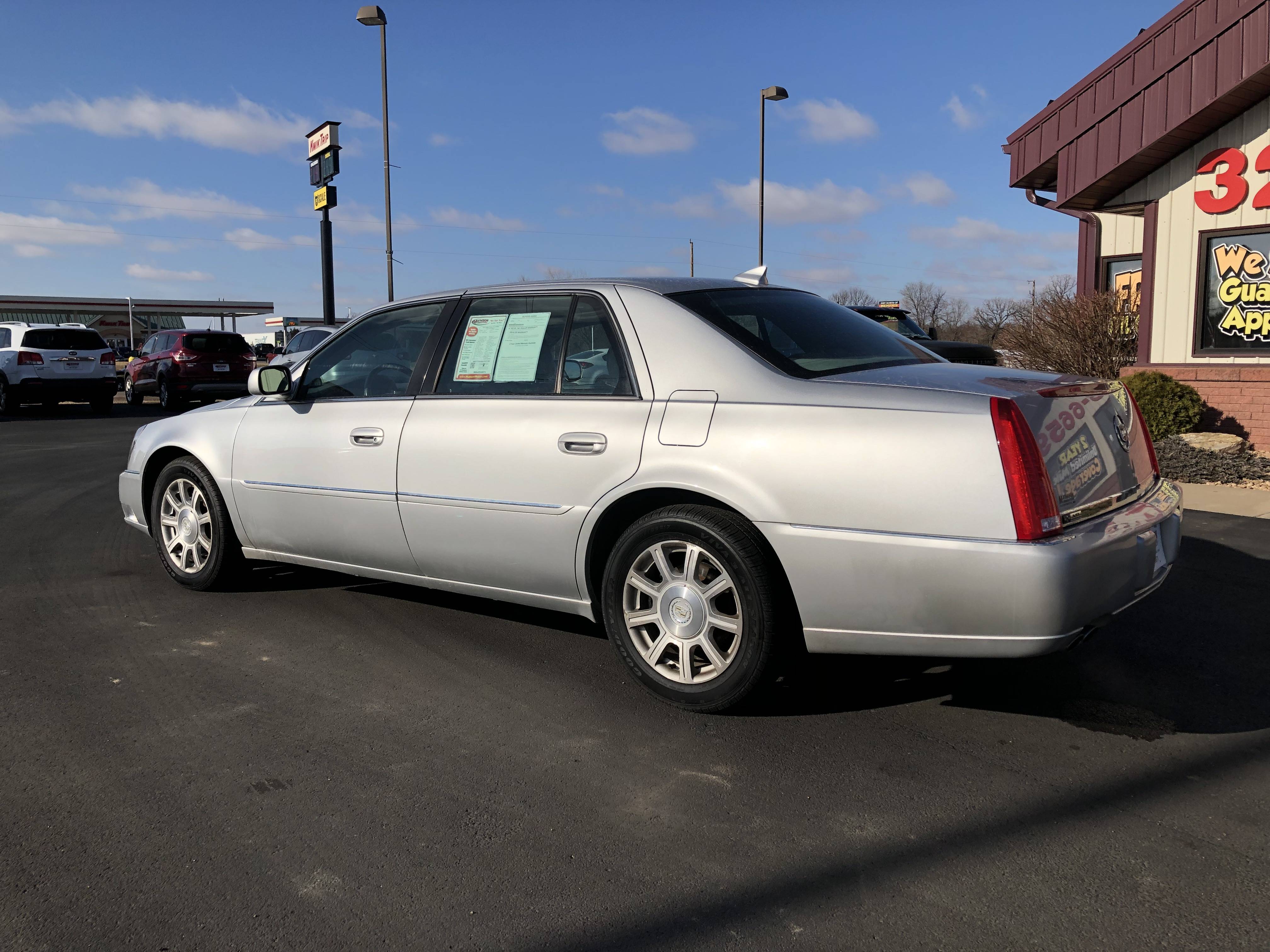 JP Motors Inc DBA Mathison Motors - Used vehicle - Sedan Cadillac DTS 2010