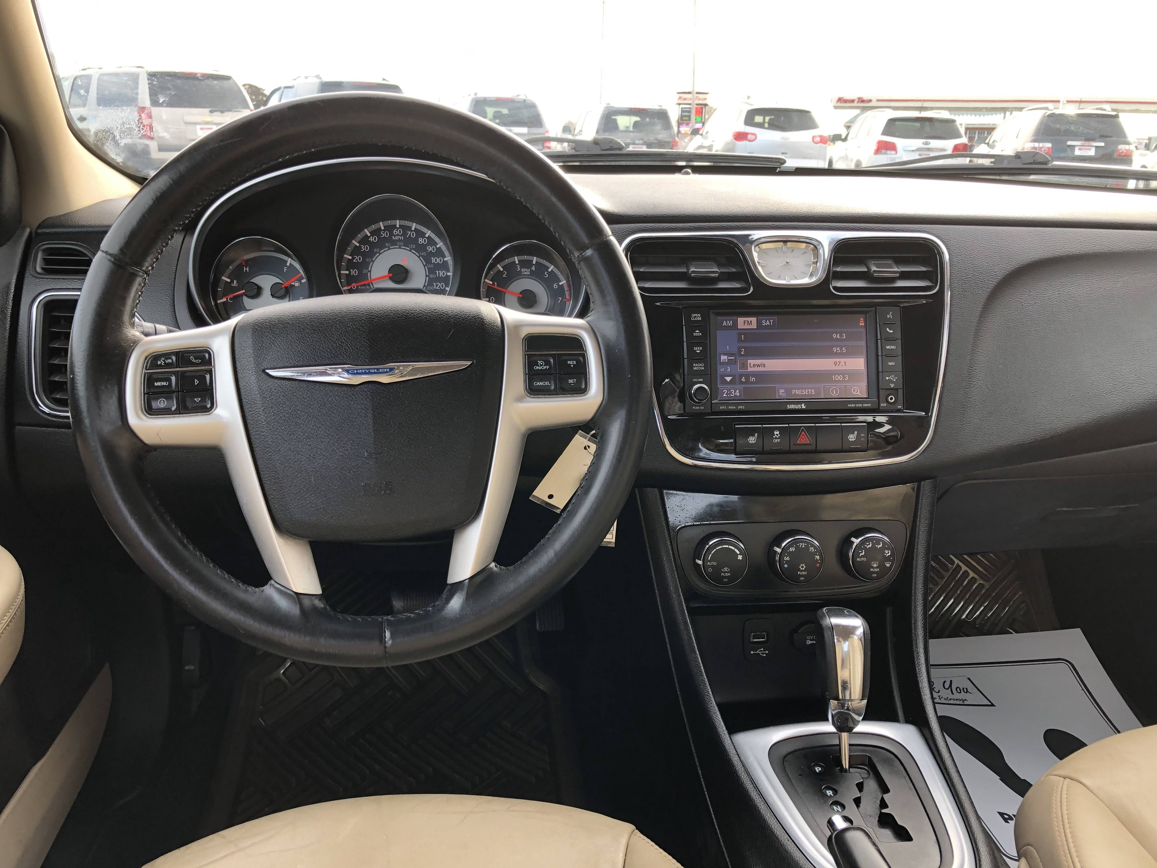 JP Motors Inc DBA Mathison Motors - Used vehicle - Sedan Chrysler 200 2013