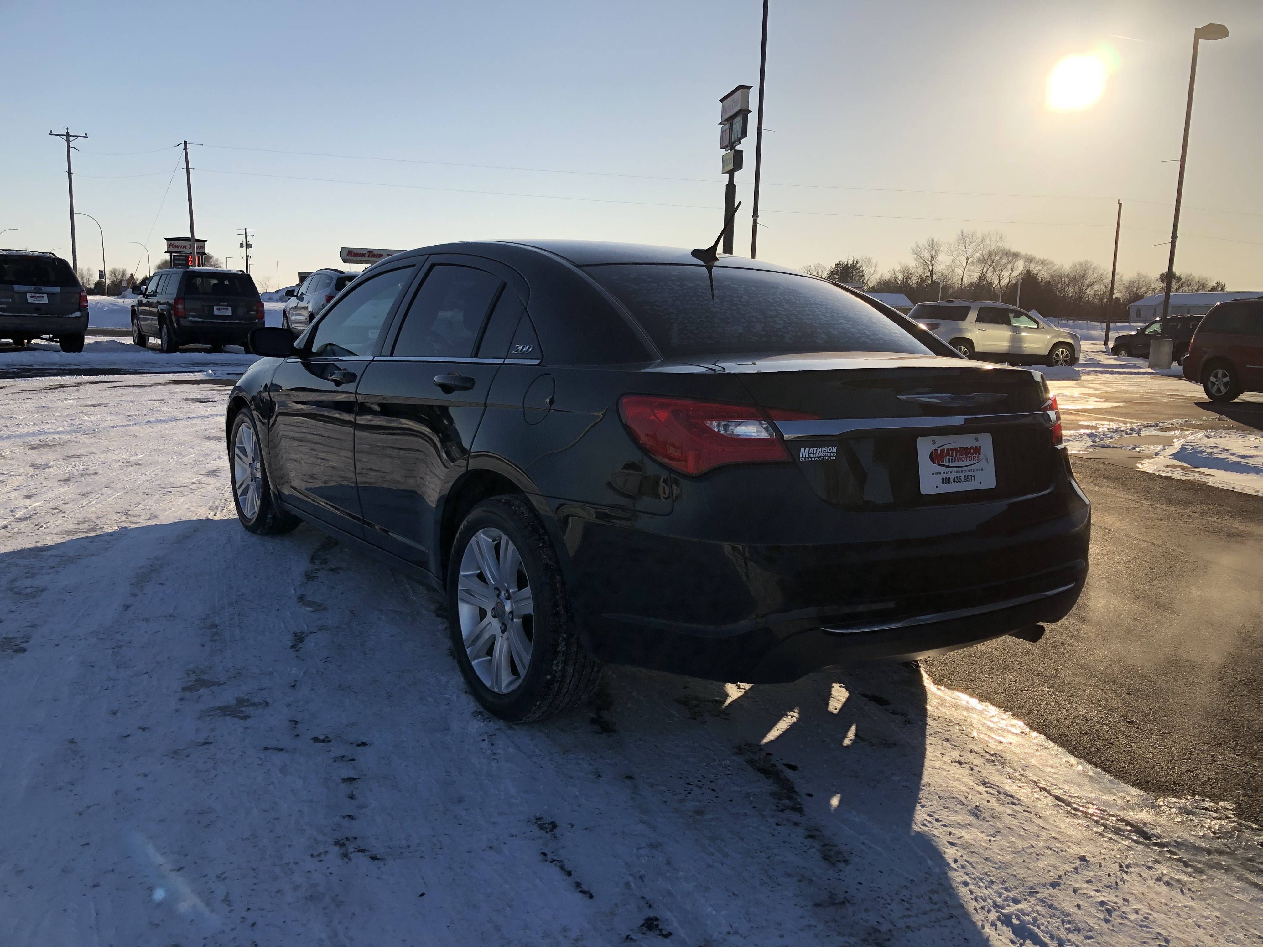 JP Motors Inc DBA Mathison Motors - Used vehicle - Sedan Chrysler 200 2011