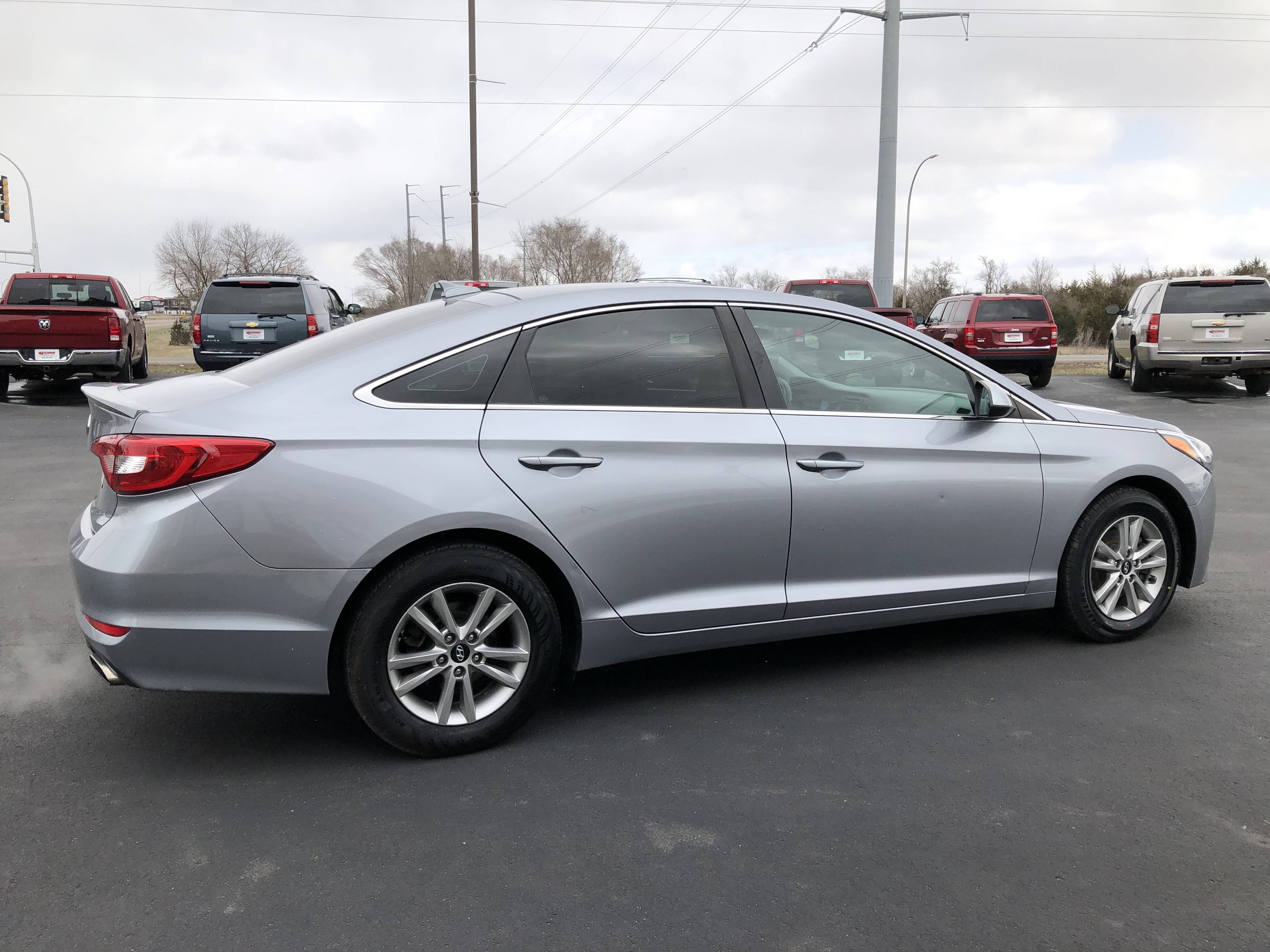 JP Motors Inc DBA Mathison Motors - Used vehicle - Sedan Hyundai Sonata 2015