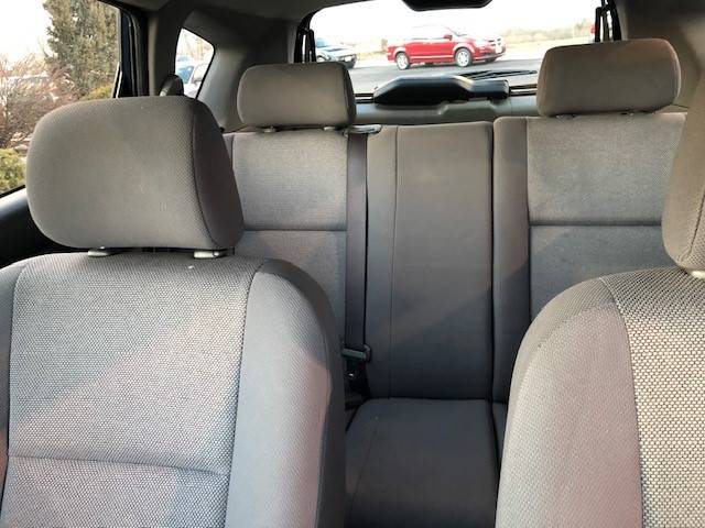 JP Motors Inc DBA Mathison Motors - Used vehicle - Sedan Pontiac Vibe 2004