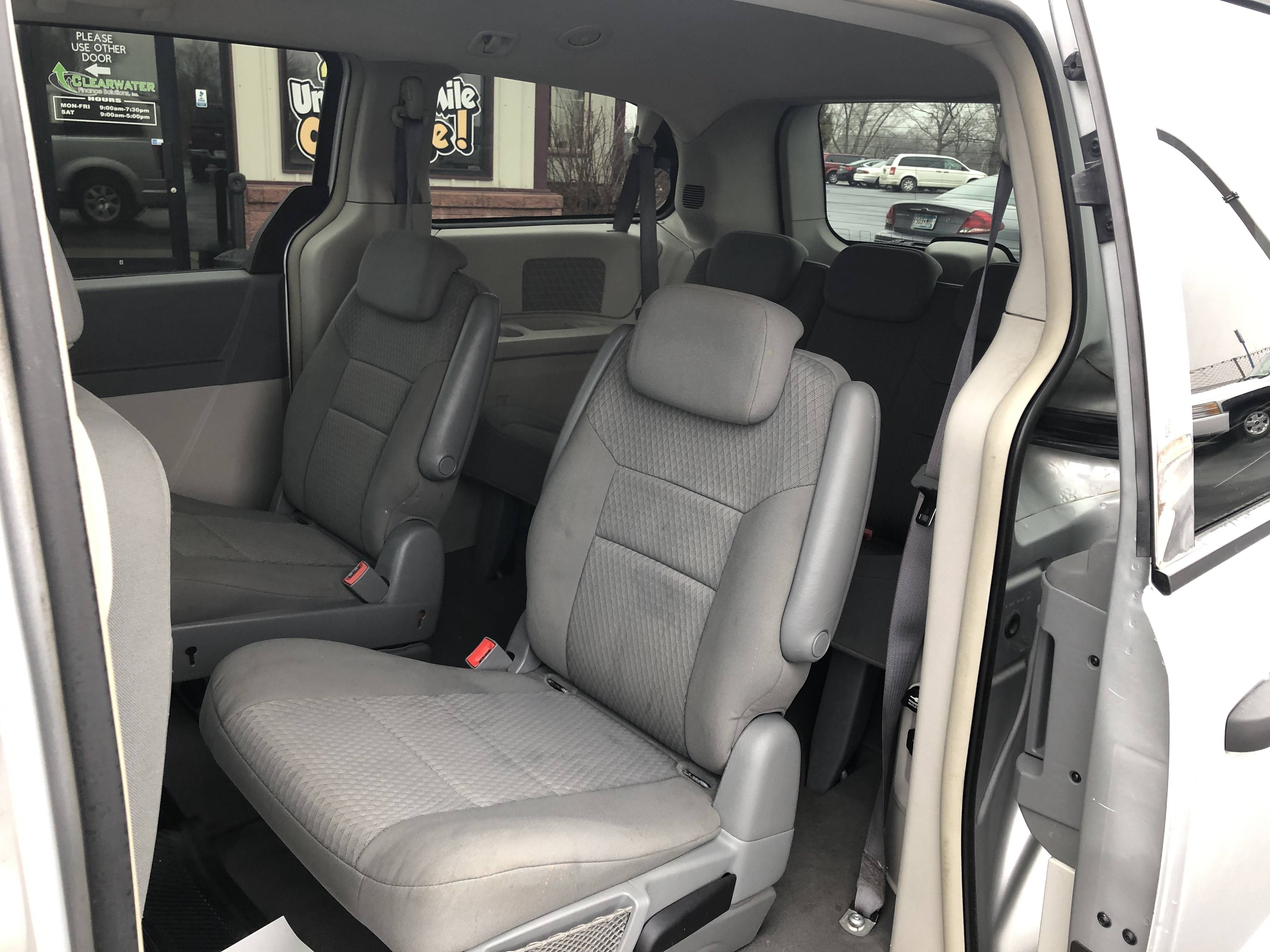 JP Motors Inc DBA Mathison Motors - Used vehicle - Passenger Van CHRYSLER TOWN AND COUNTRY 2008