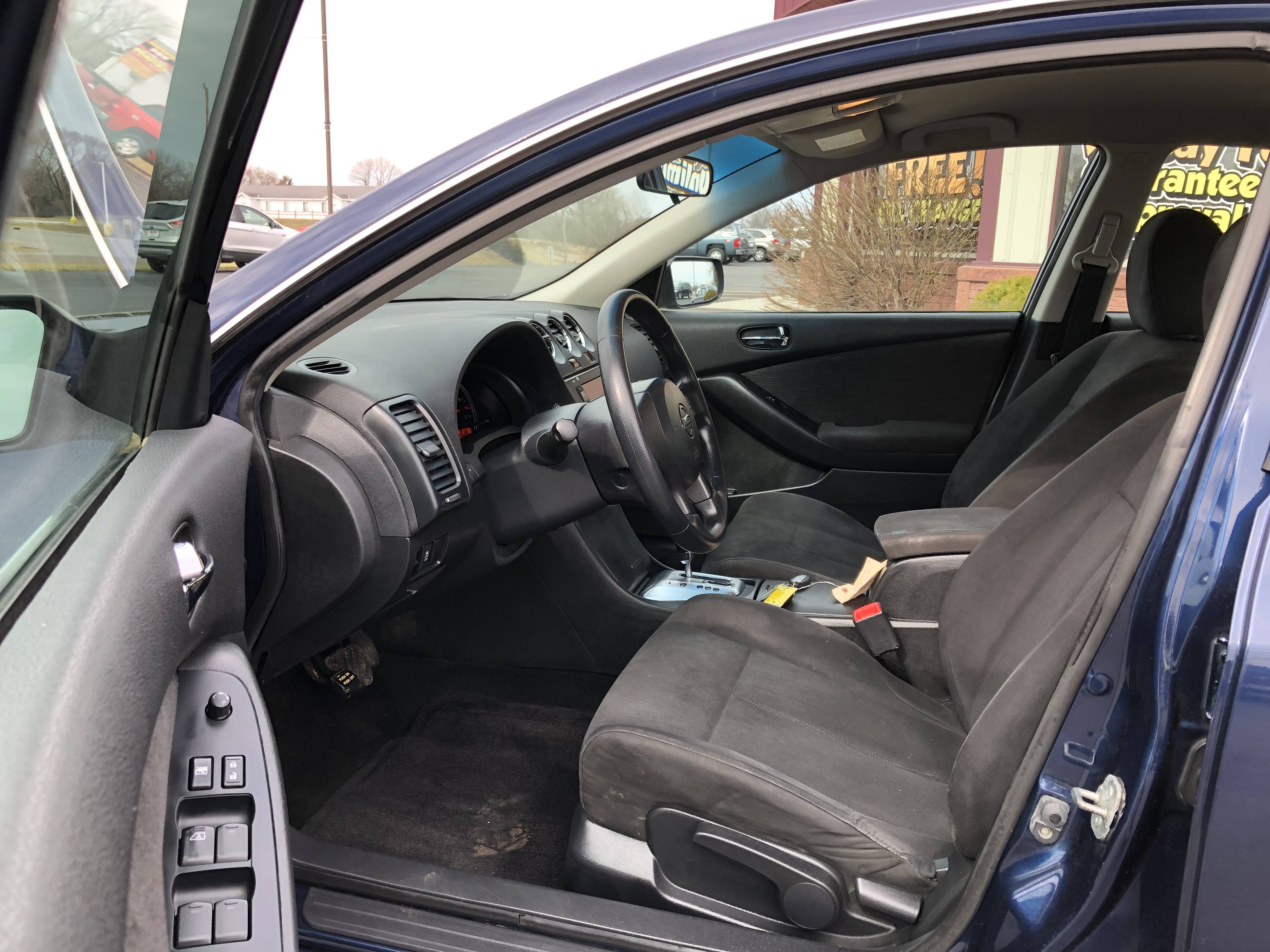 JP Motors Inc DBA Mathison Motors - Used vehicle - Sedan Nissan Altima 2012