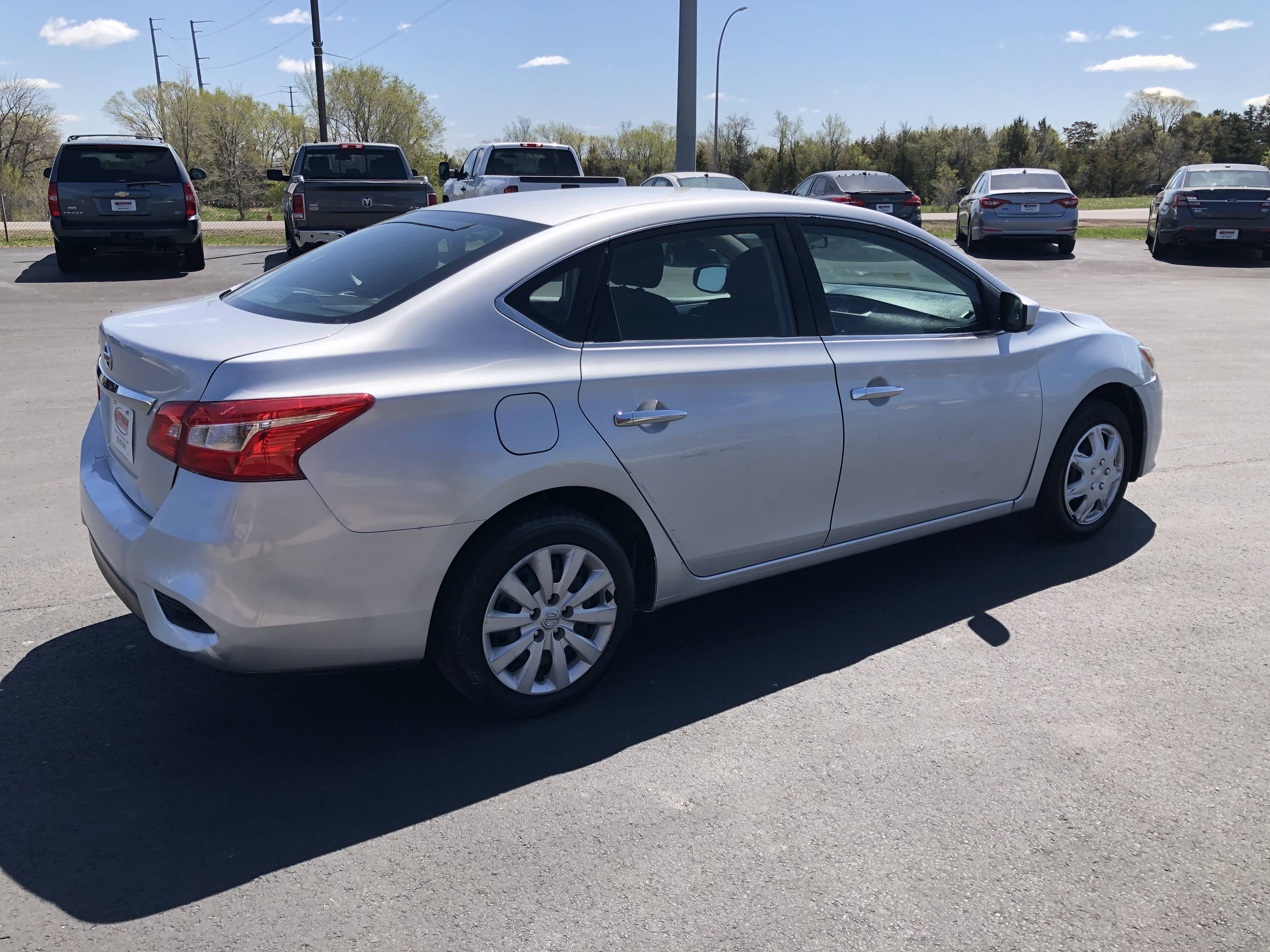 JP Motors Inc DBA Mathison Motors - Used vehicle - Sedan Nissan Sentra 2017
