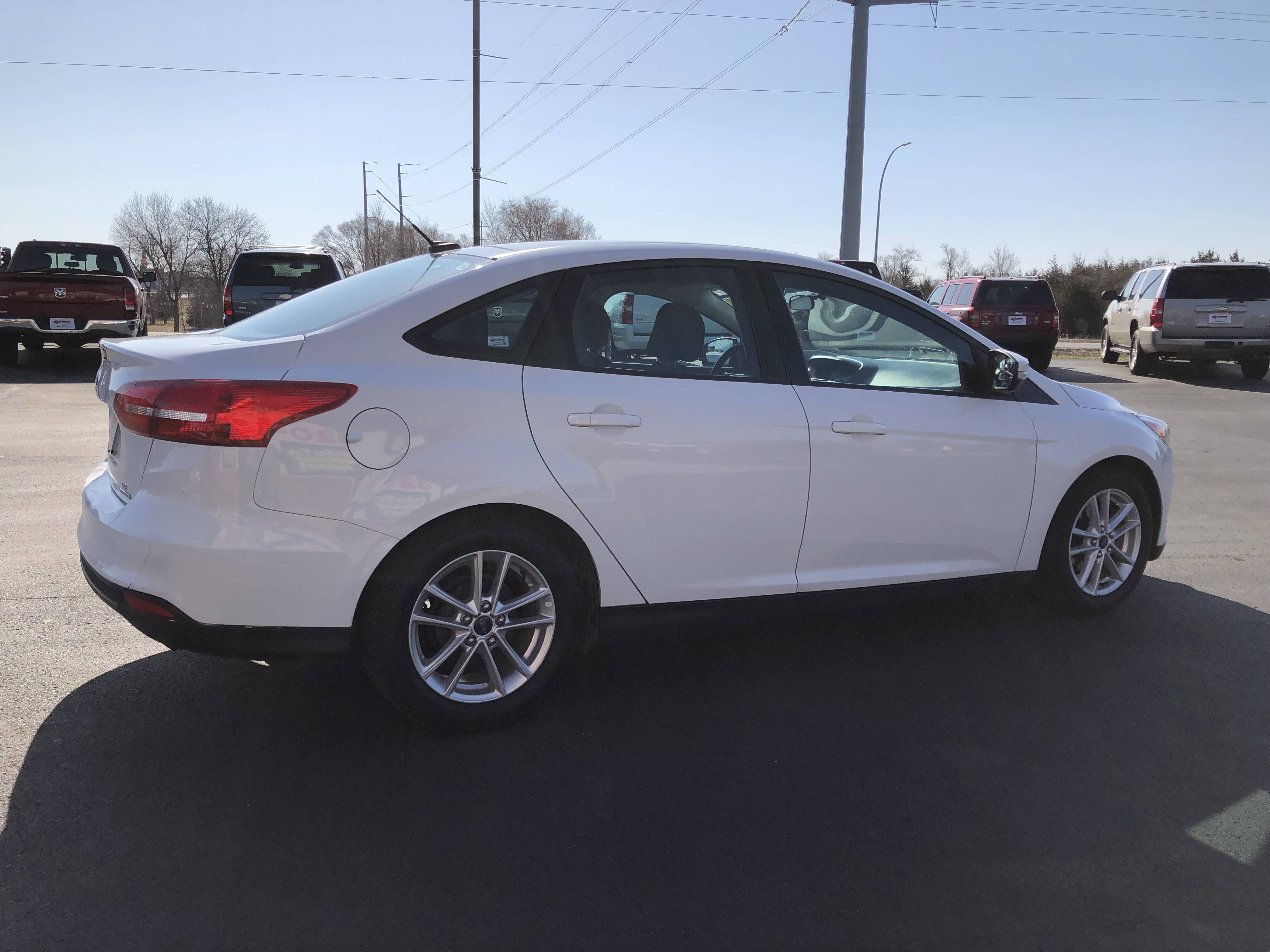 JP Motors Inc DBA Mathison Motors - Used vehicle - Sedan Ford Focus 2015