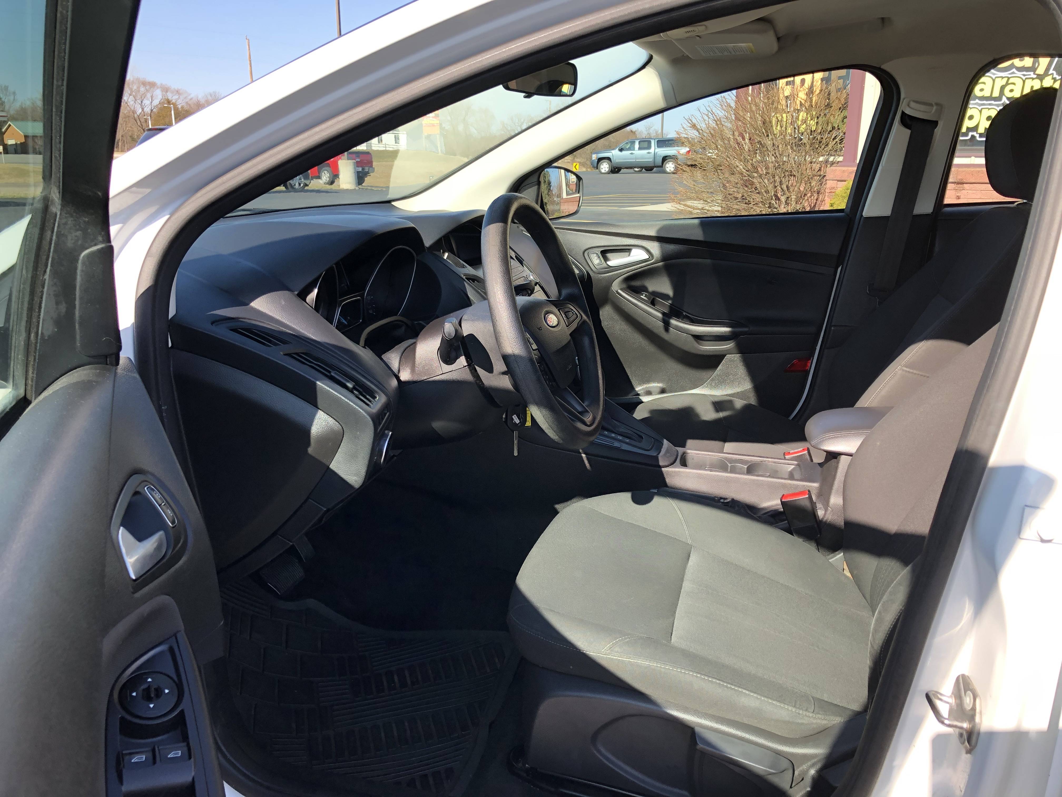 JP Motors Inc DBA Mathison Motors - Used vehicle - Sedan Ford Focus 2015