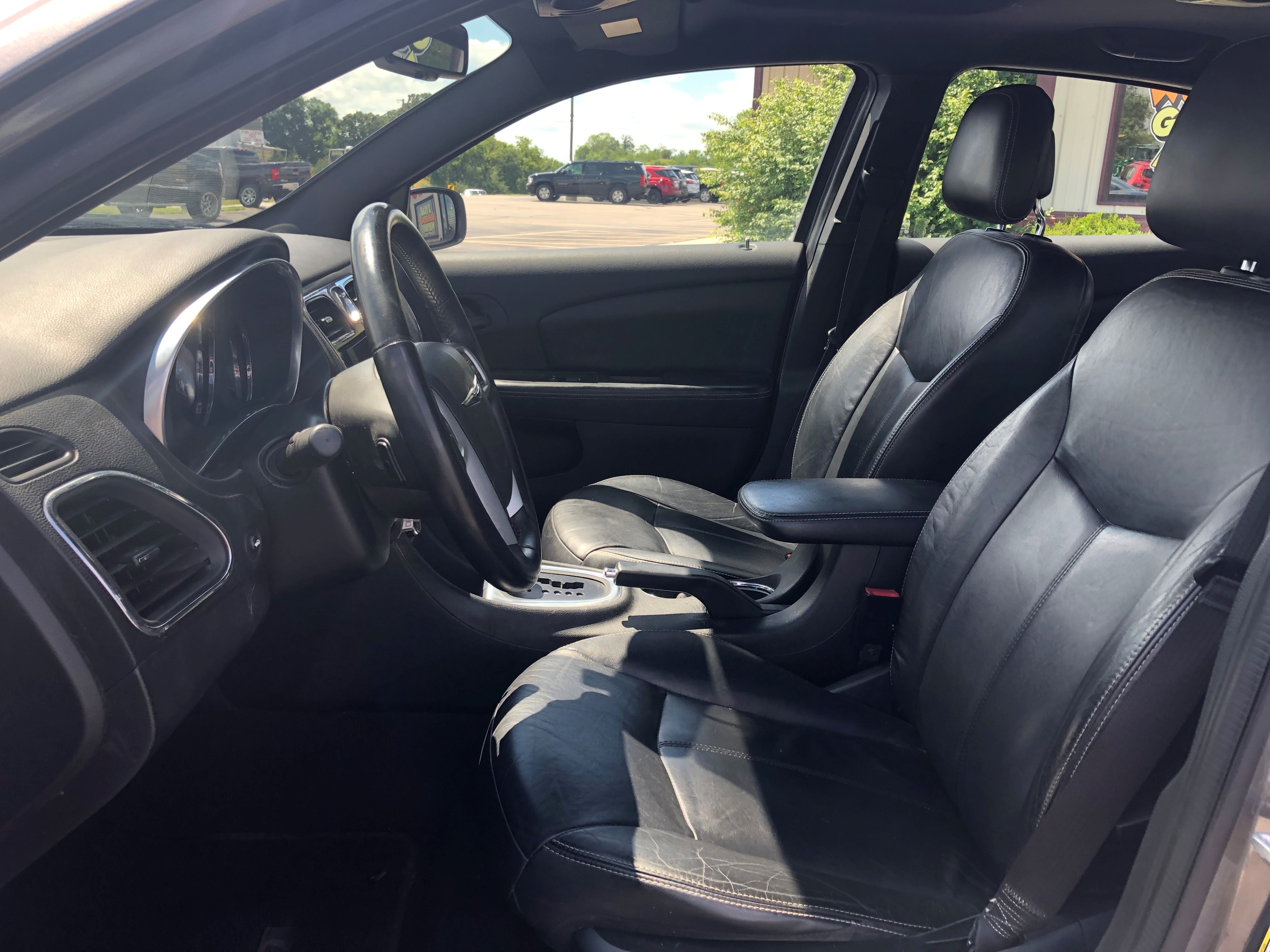 JP Motors Inc DBA Mathison Motors - Used vehicle - Sedan CHRYSLER 200 2012