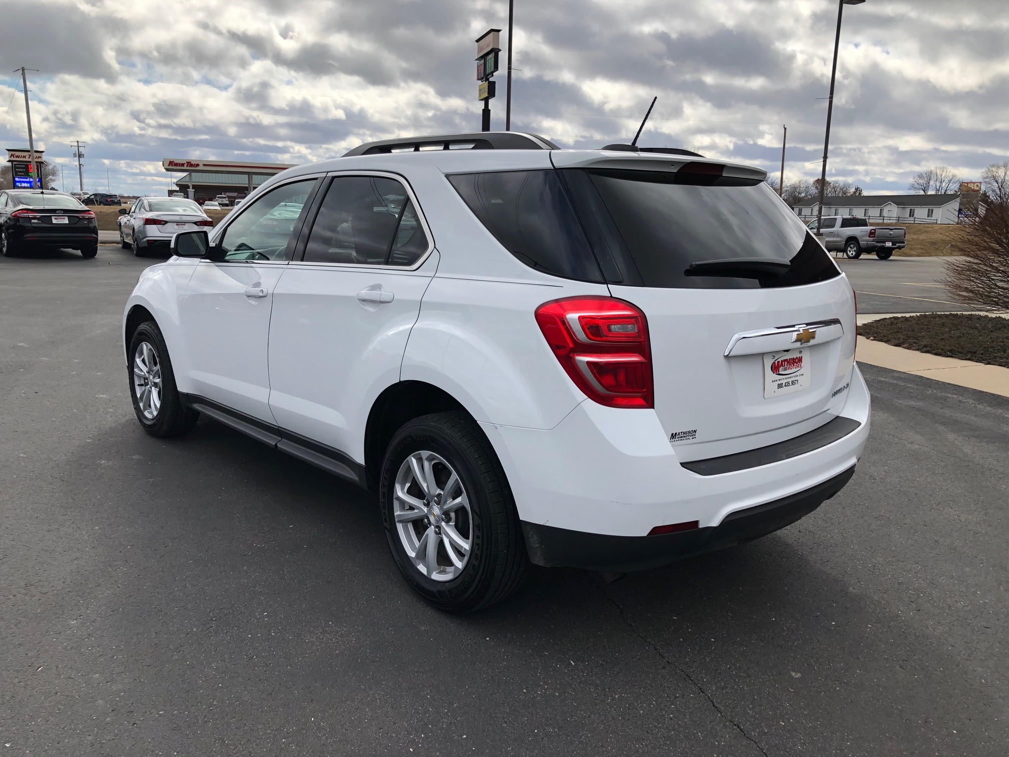 JP Motors Inc DBA Mathison Motors - Used vehicle - SUV CHEVROLET EQUINOX 2016