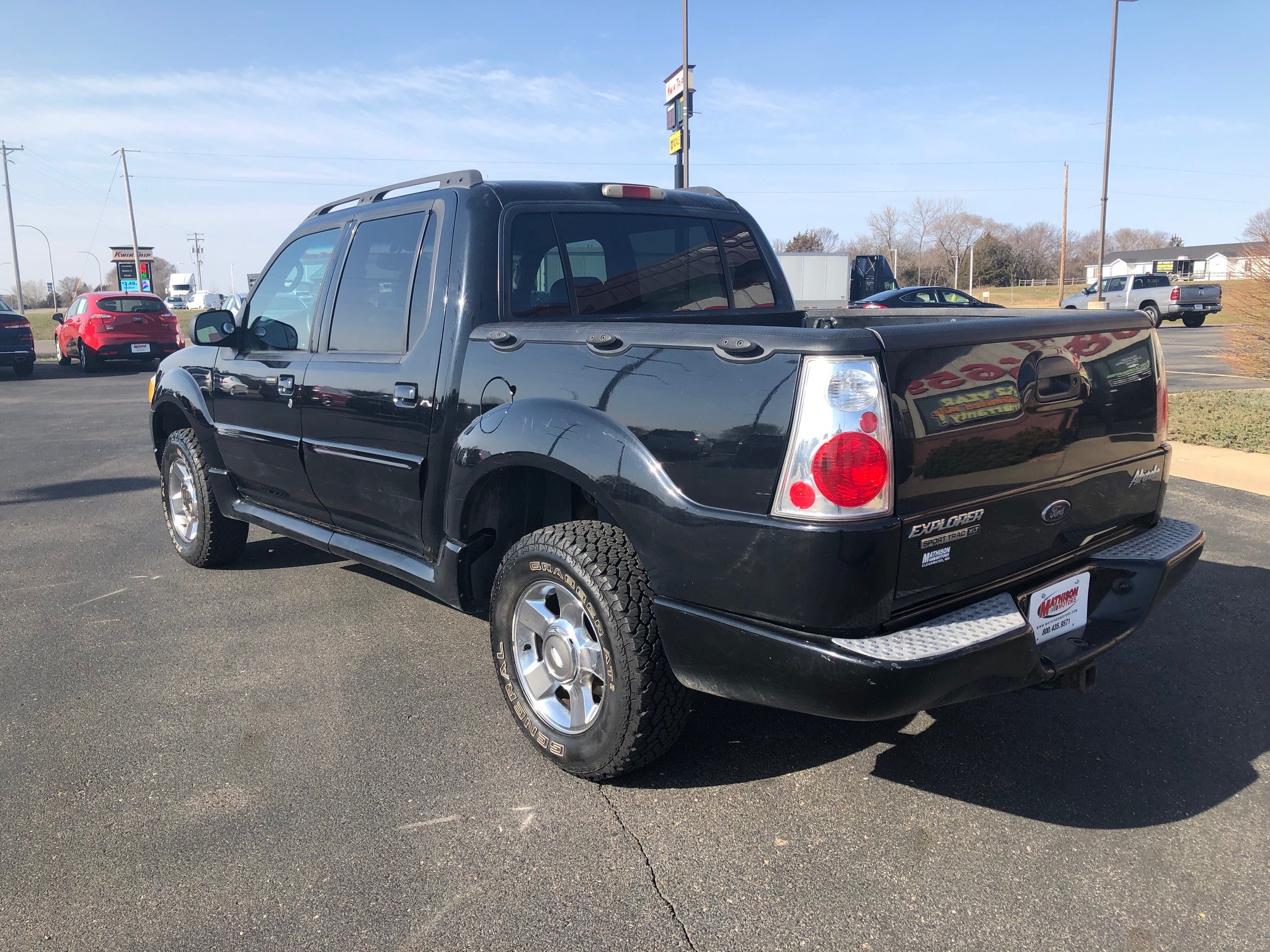 JP Motors Inc DBA Mathison Motors - Used vehicle - SUV FORD EXPLORER SPORT TRAC 2004