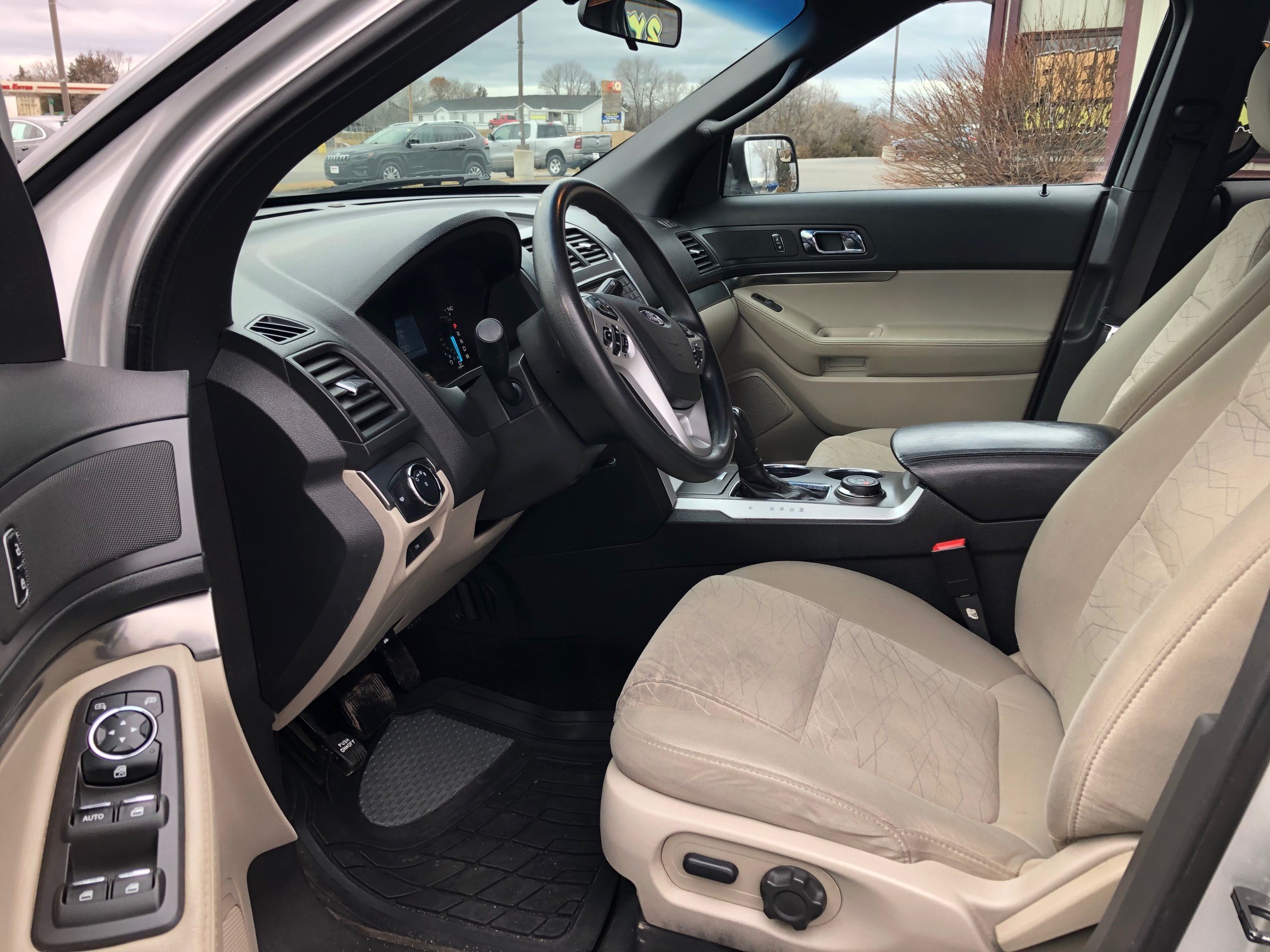 JP Motors Inc DBA Mathison Motors - Used vehicle - SUV FORD EXPLORER 2014