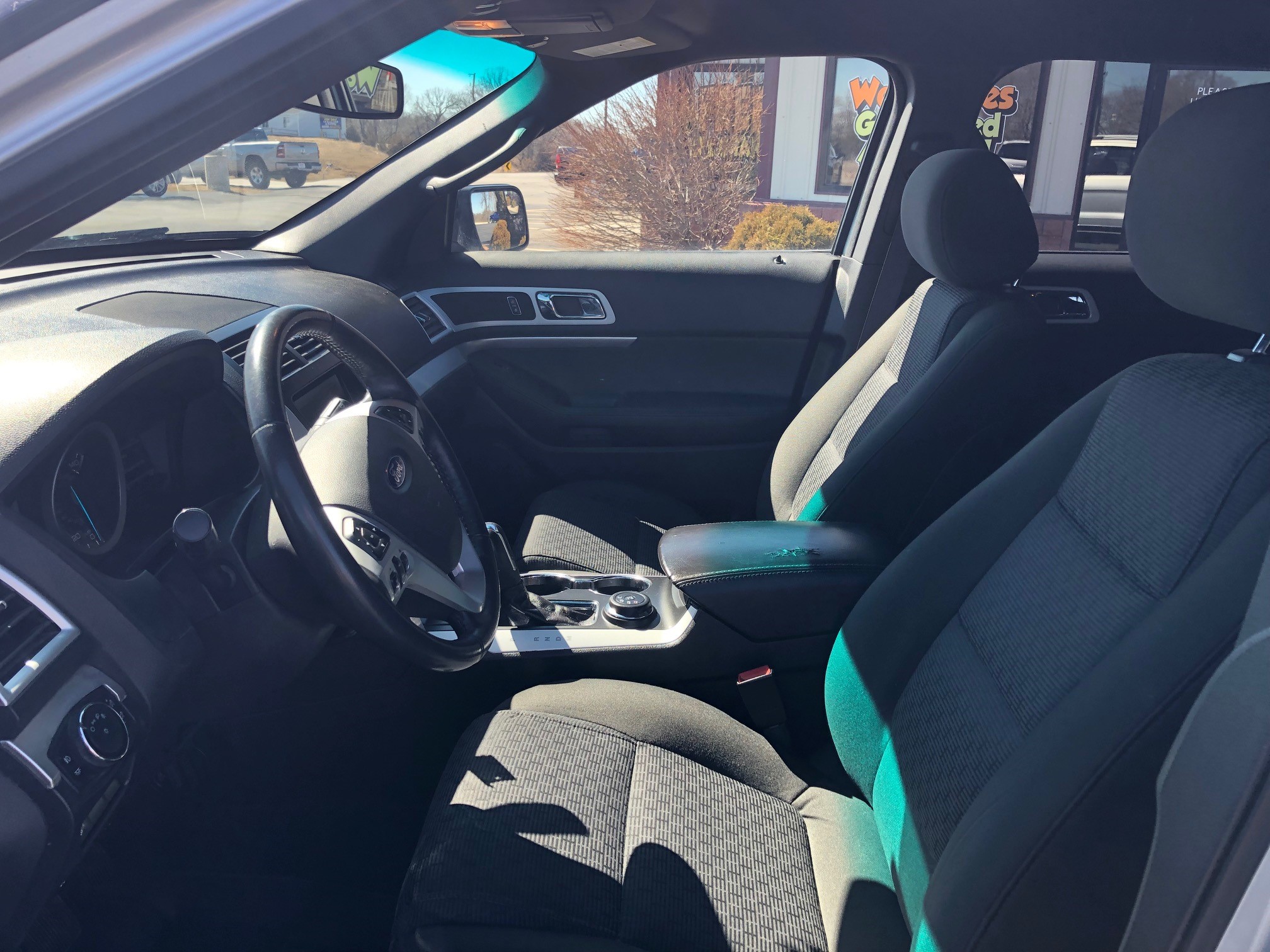 JP Motors Inc DBA Mathison Motors - Used vehicle - SUV FORD EXPLORER 2015