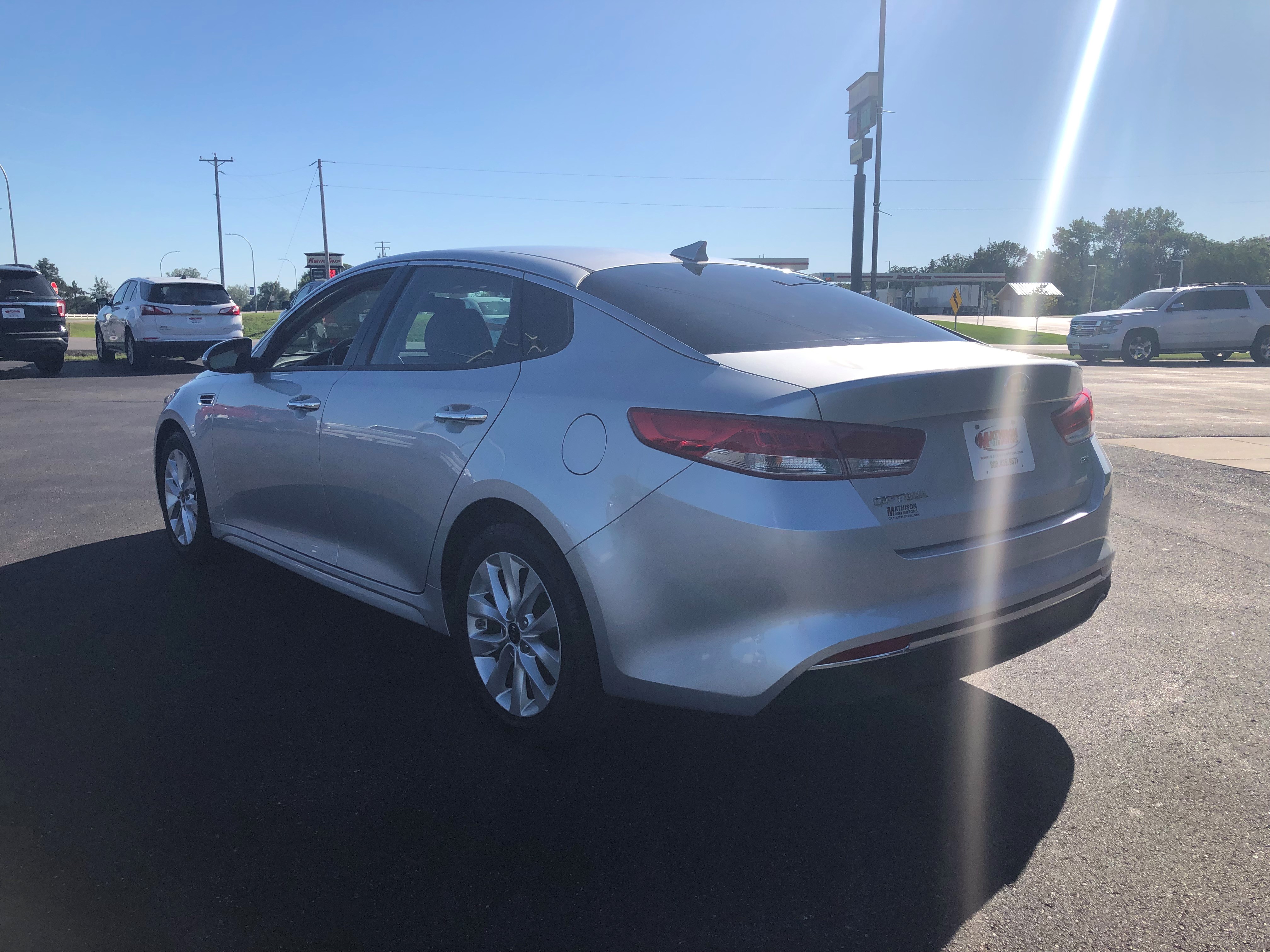 JP Motors Inc DBA Mathison Motors - Used vehicle - Sedan KIA OPTIMA 2017