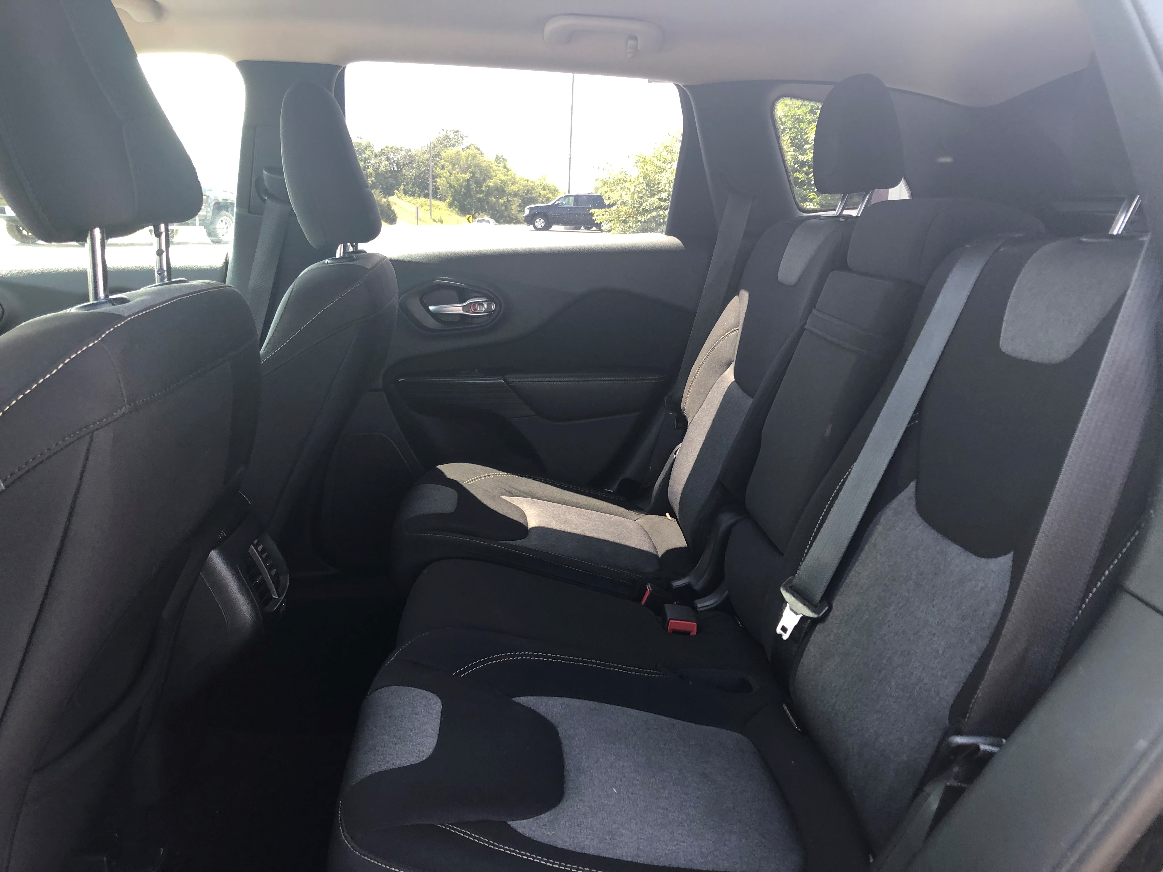 JP Motors Inc DBA Mathison Motors - Used vehicle - SUV JEEP CHEROKEE 2014