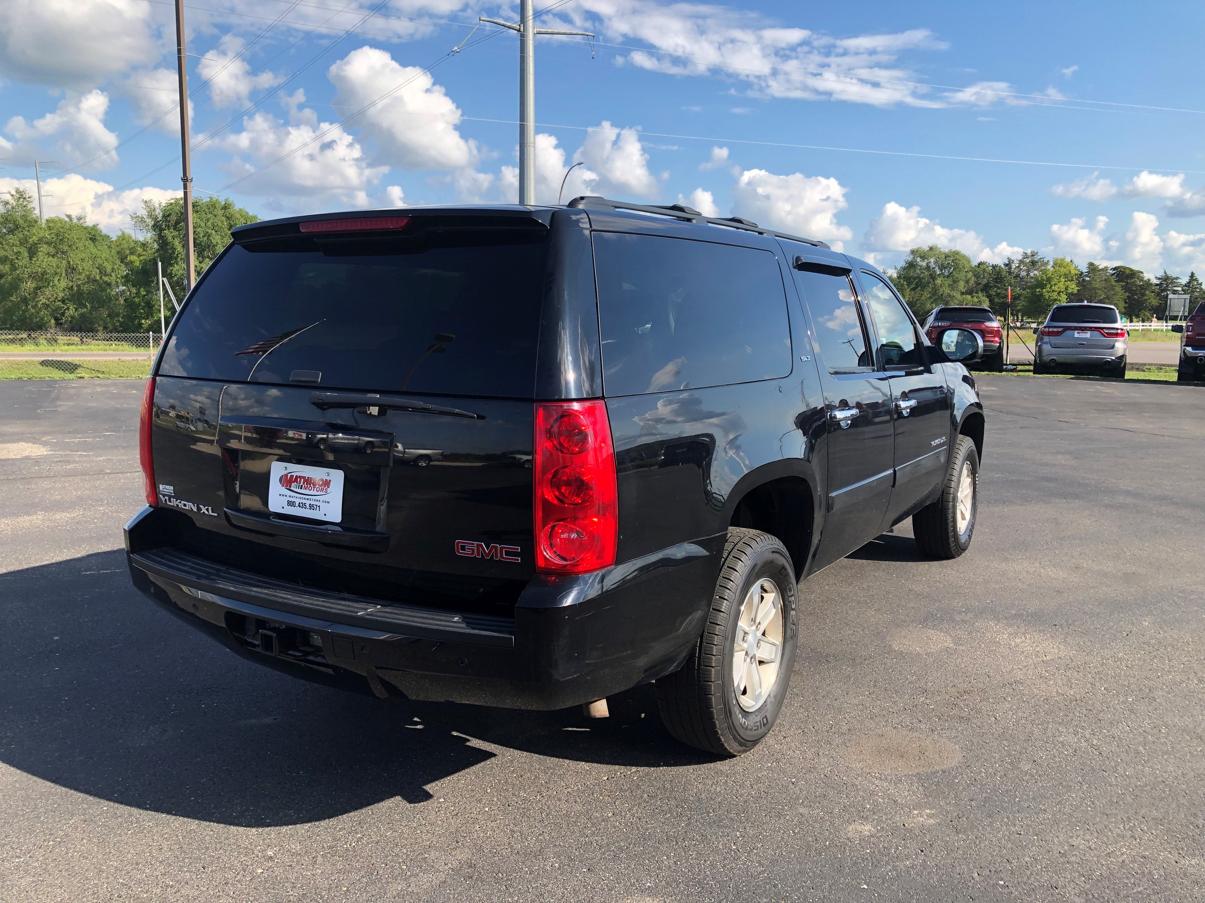 JP Motors Inc DBA Mathison Motors - Used vehicle - SUV GMC YUKON XL 2013