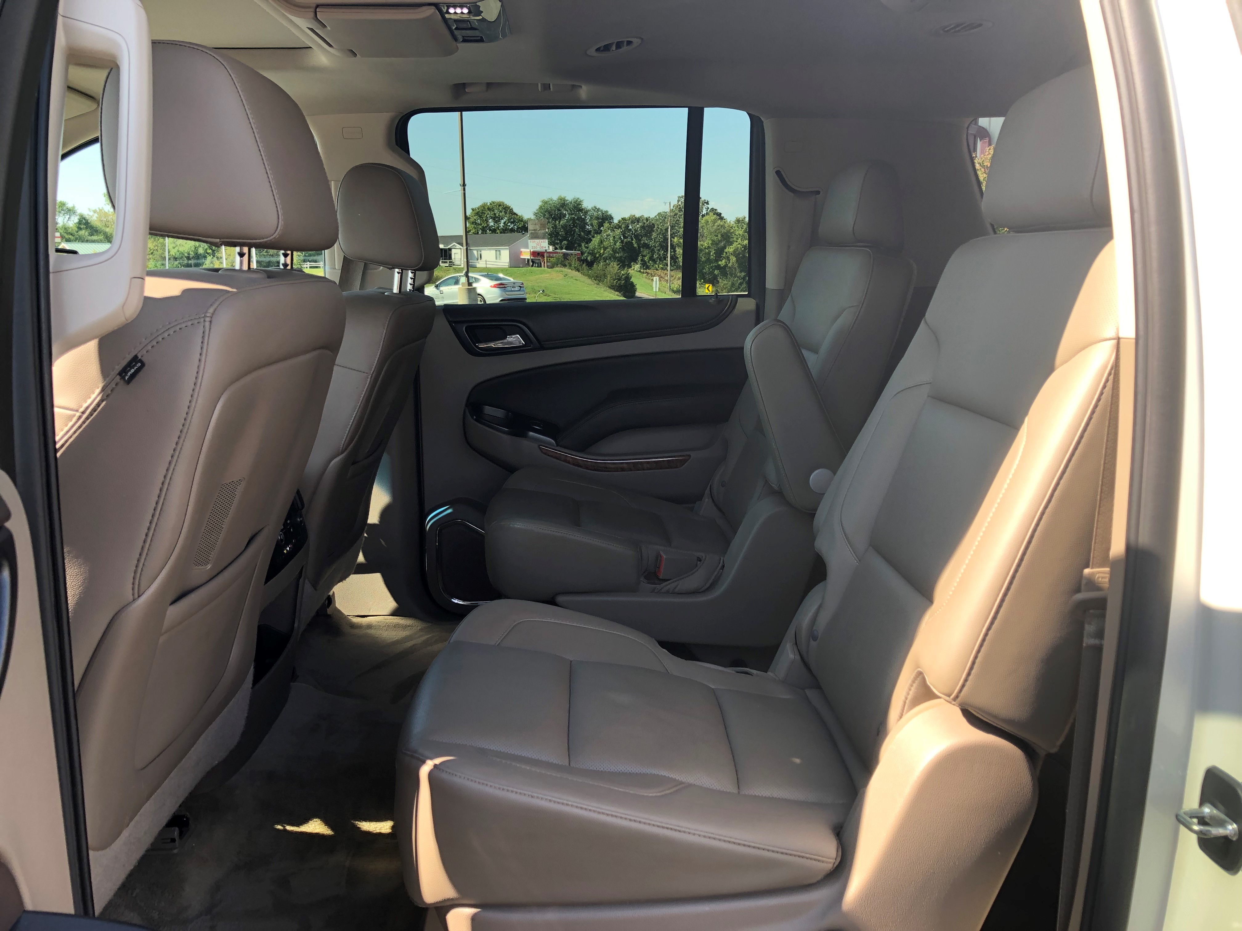 JP Motors Inc DBA Mathison Motors - Used vehicle - SUV CHEVROLET SUBURBAN 2015