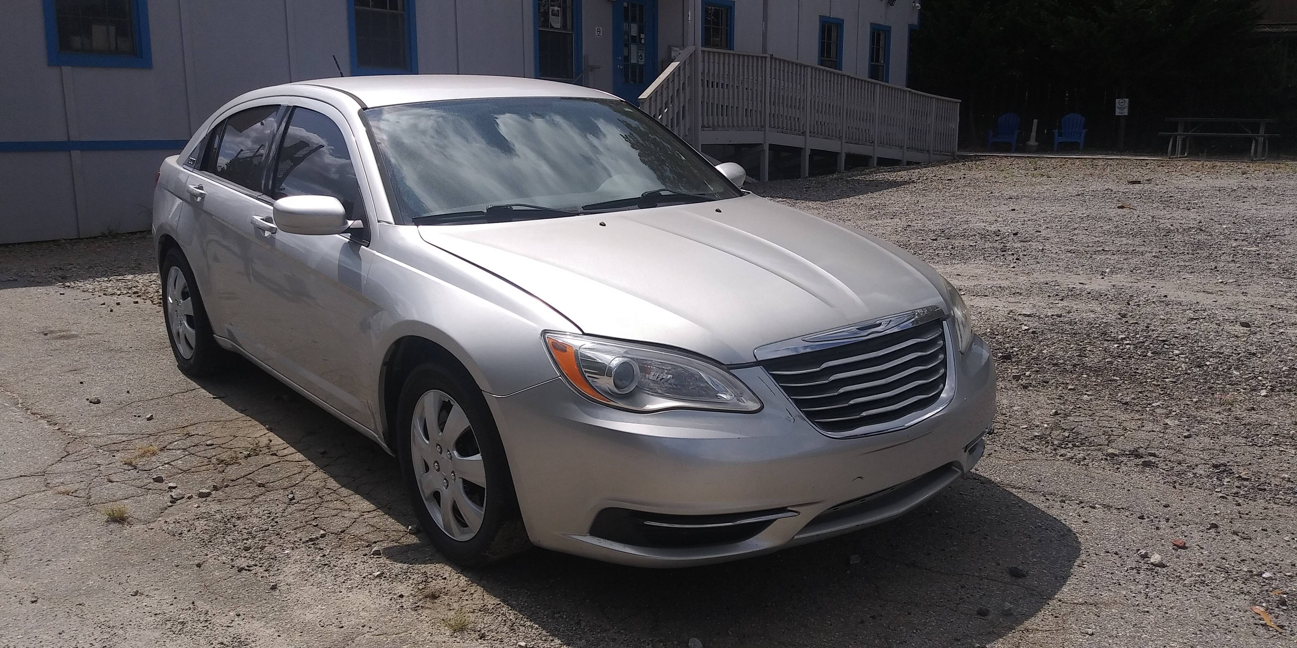 MASTERCARS AUTO GROUP INC. - Used vehicle - Sedan CHRYSLER 200 2012