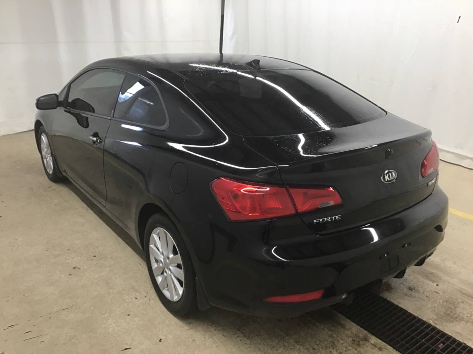 DUVALL OF FRANKLIN INC - Used vehicle - Coupe KIA FORTE KOUP 2016