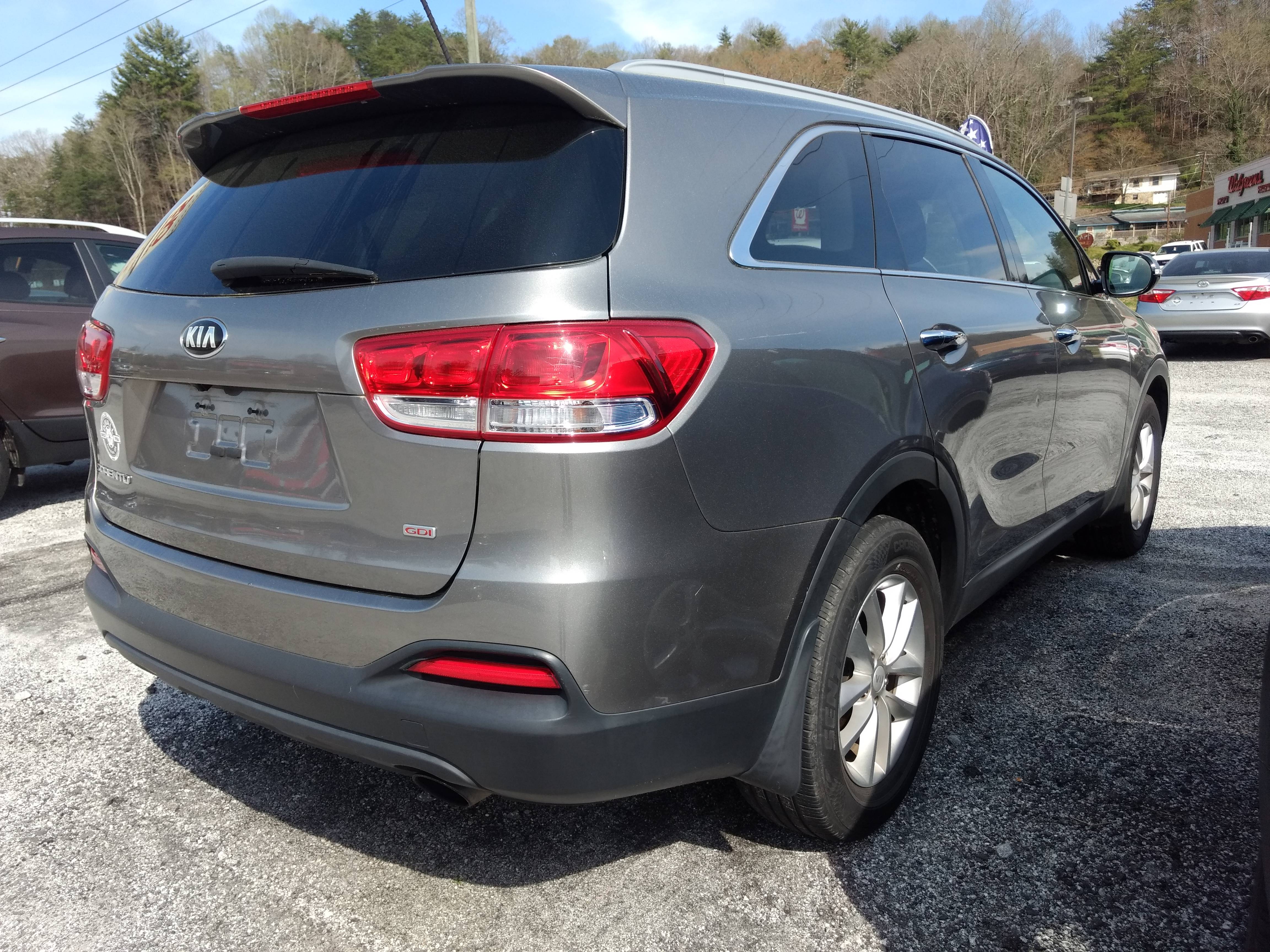 DUVALL OF FRANKLIN INC - Used vehicle - SUV KIA SORENTO 2016