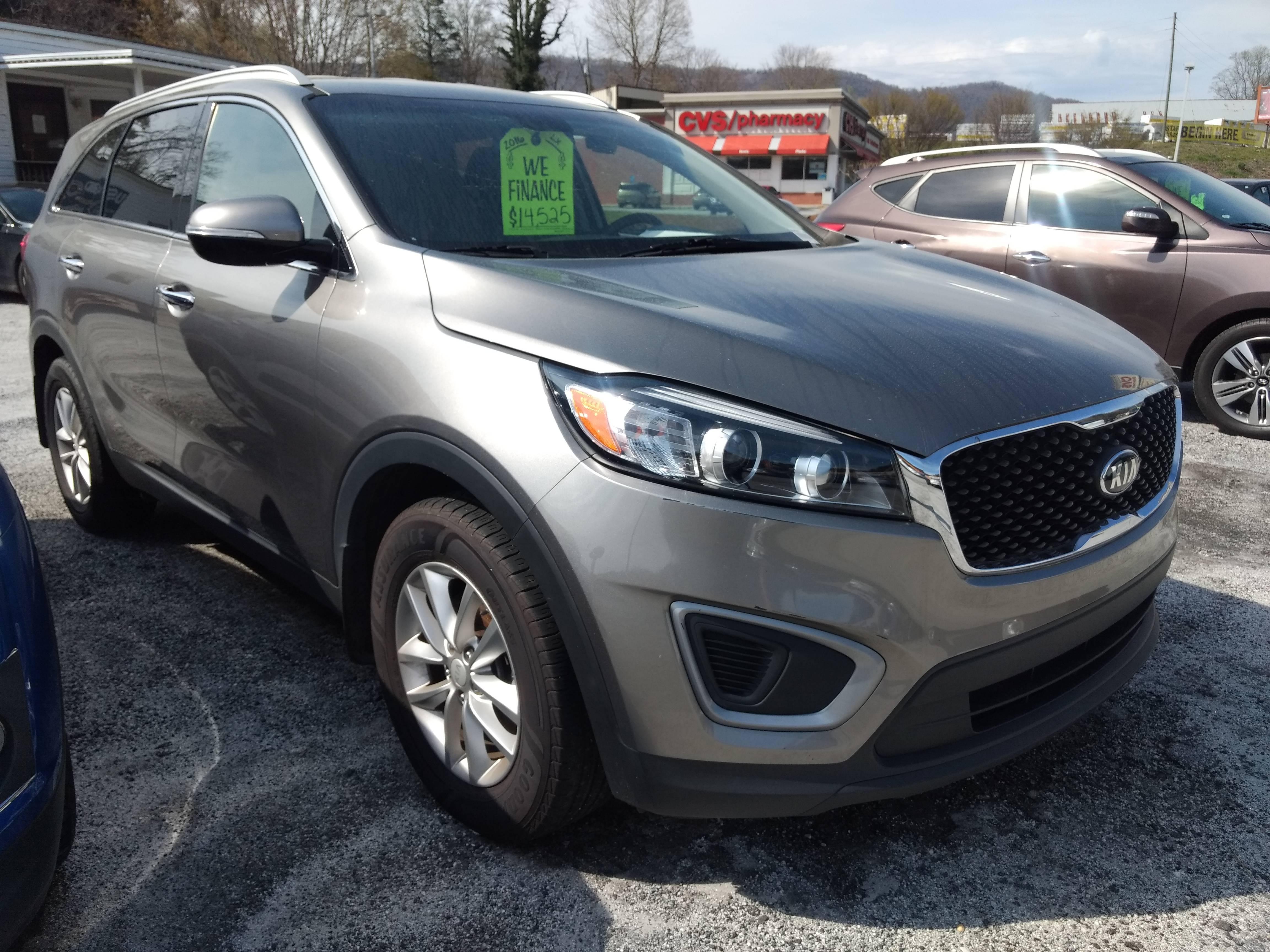 DUVALL OF FRANKLIN INC - Used vehicle - SUV KIA SORENTO 2016