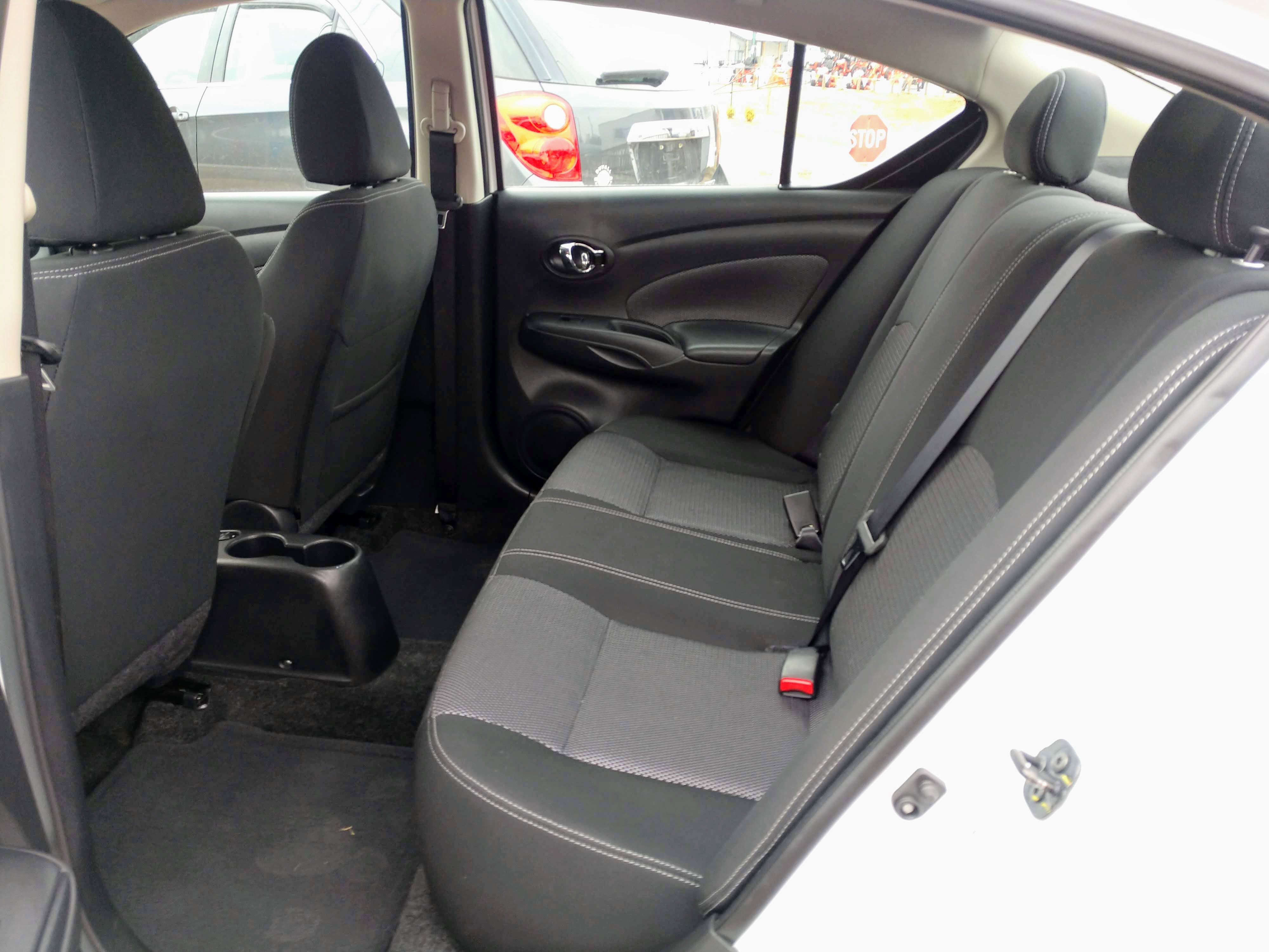 DUVALL OF FRANKLIN INC - Used vehicle - Sedan NISSAN VERSA 2018