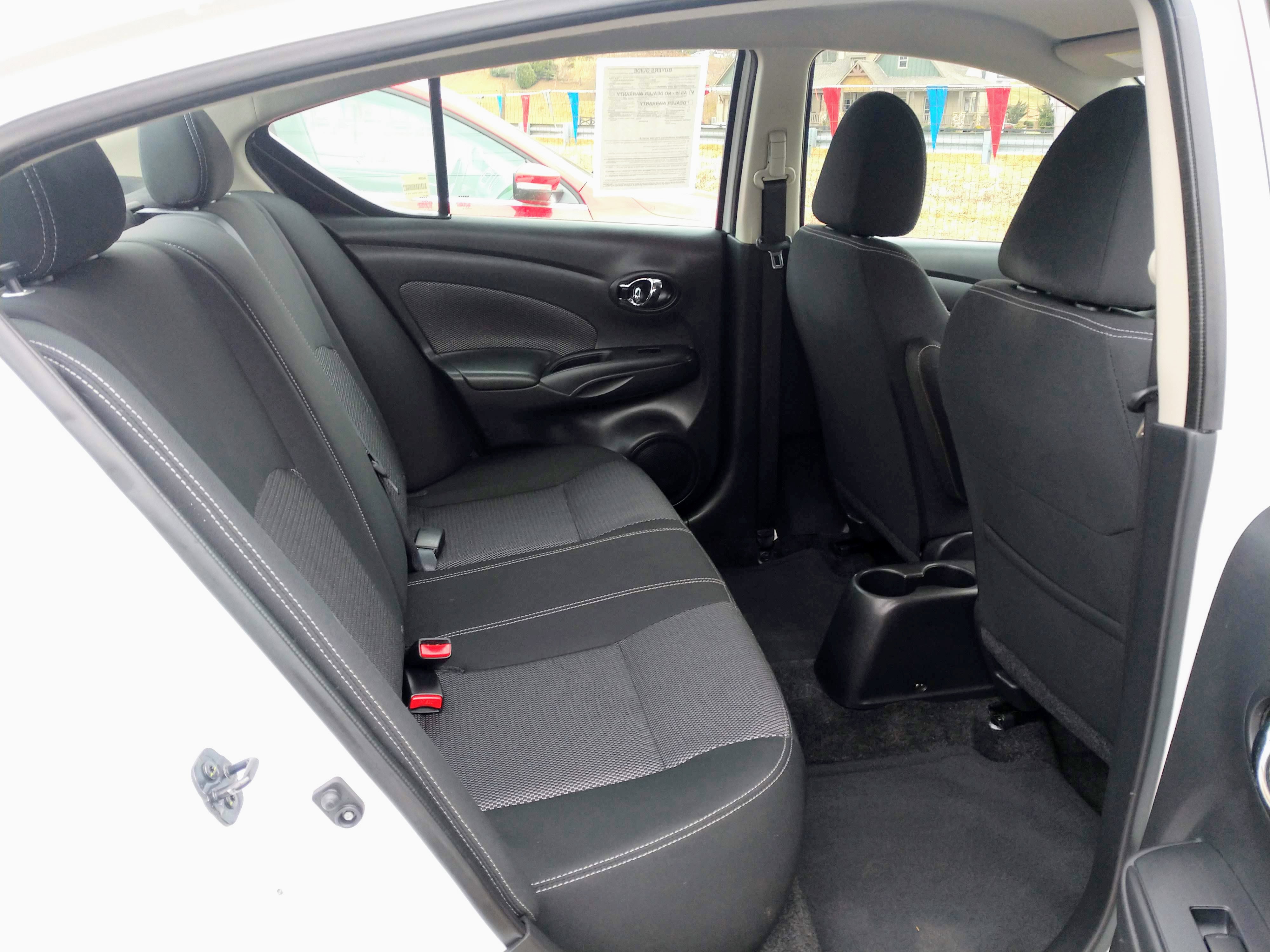 DUVALL OF FRANKLIN INC - Used vehicle - Sedan NISSAN VERSA 2018