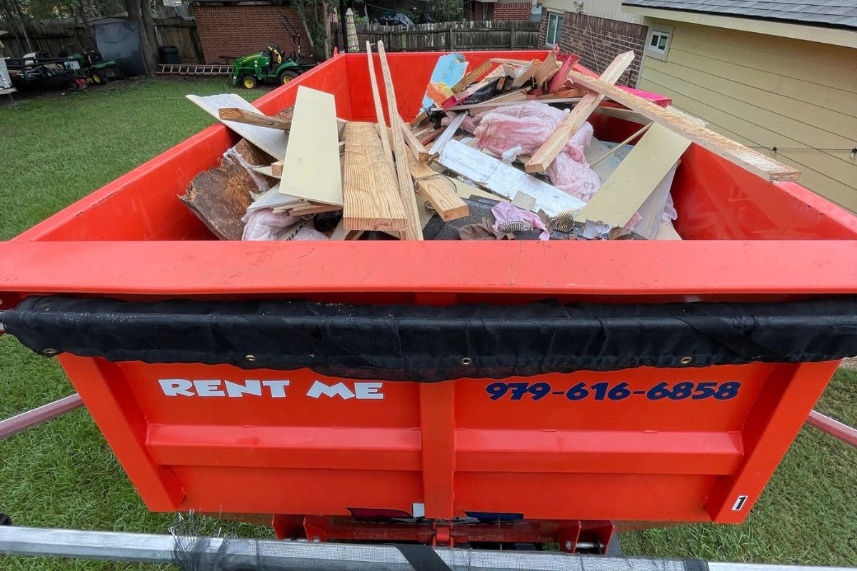 B&E Site Services - Dumpster Rental Service in Missouri City TX