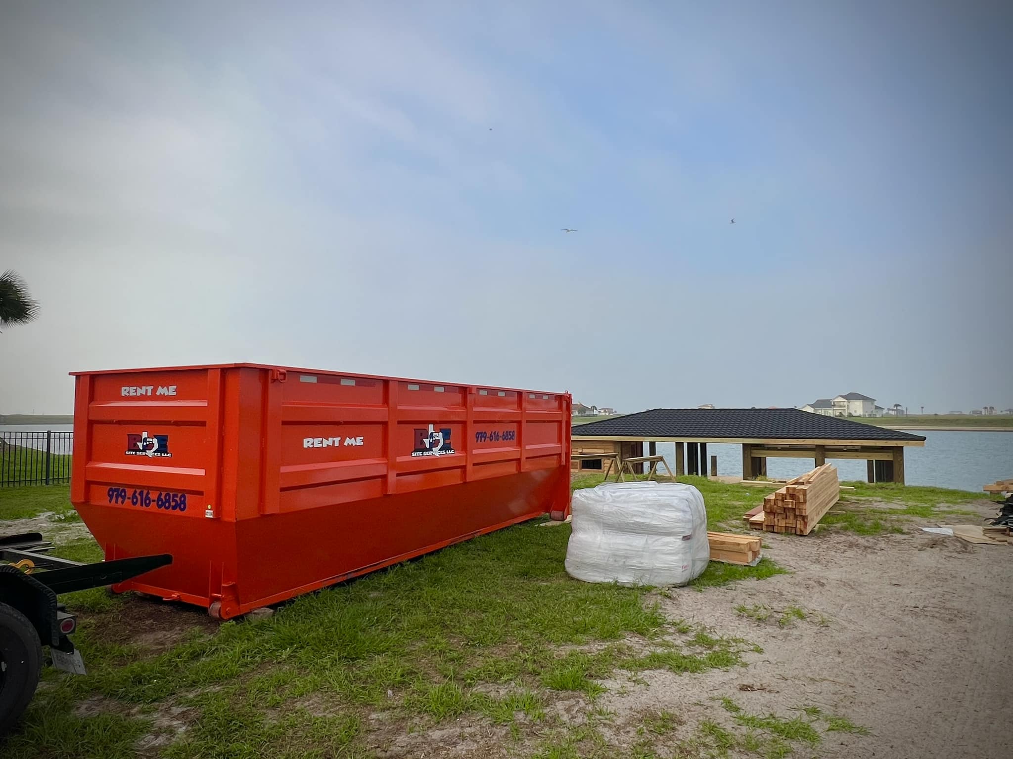 B&E Site Services - Dumpster Rental Service in Rosenberg TX