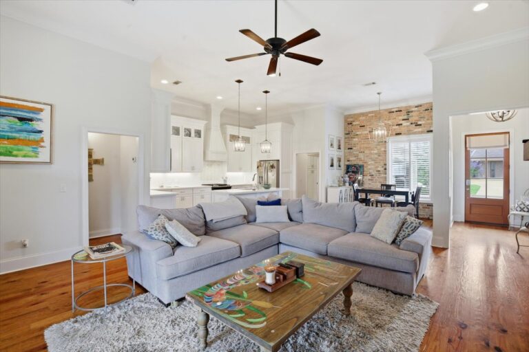 10-414 Emerald Trail _ Hometoursms