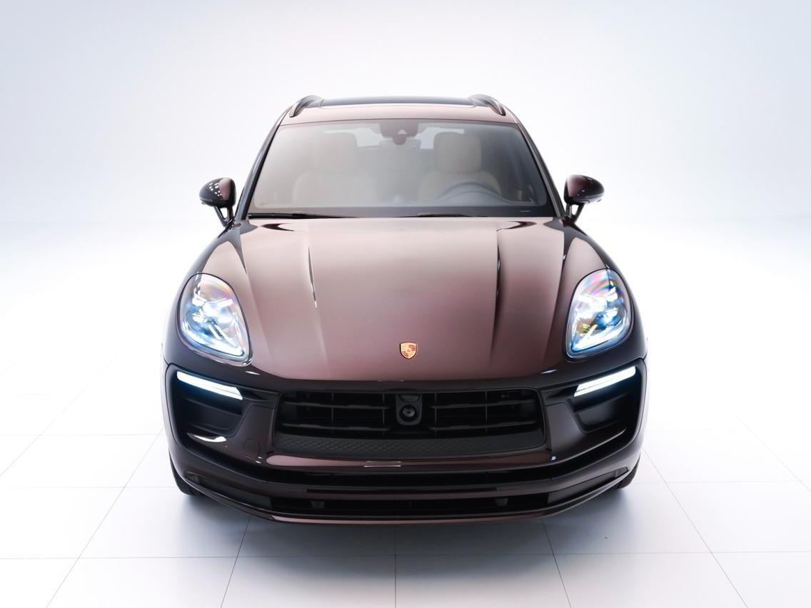 2022 Porsche Macan