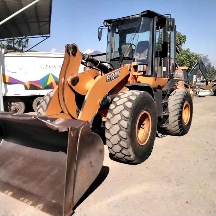 CASE 621F 2016