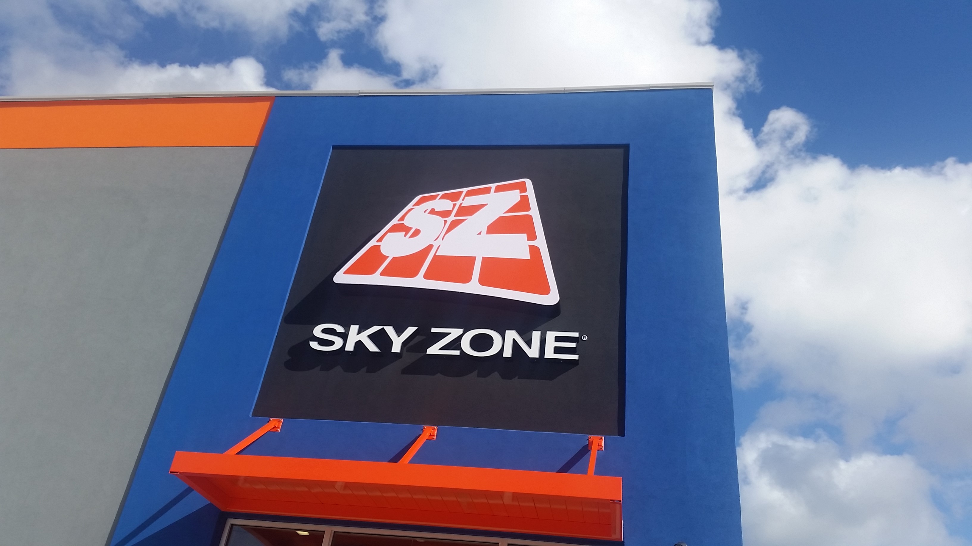 SkyZone Park 8 60 Minute Jump Passes KAMS INAUGURAL GALA