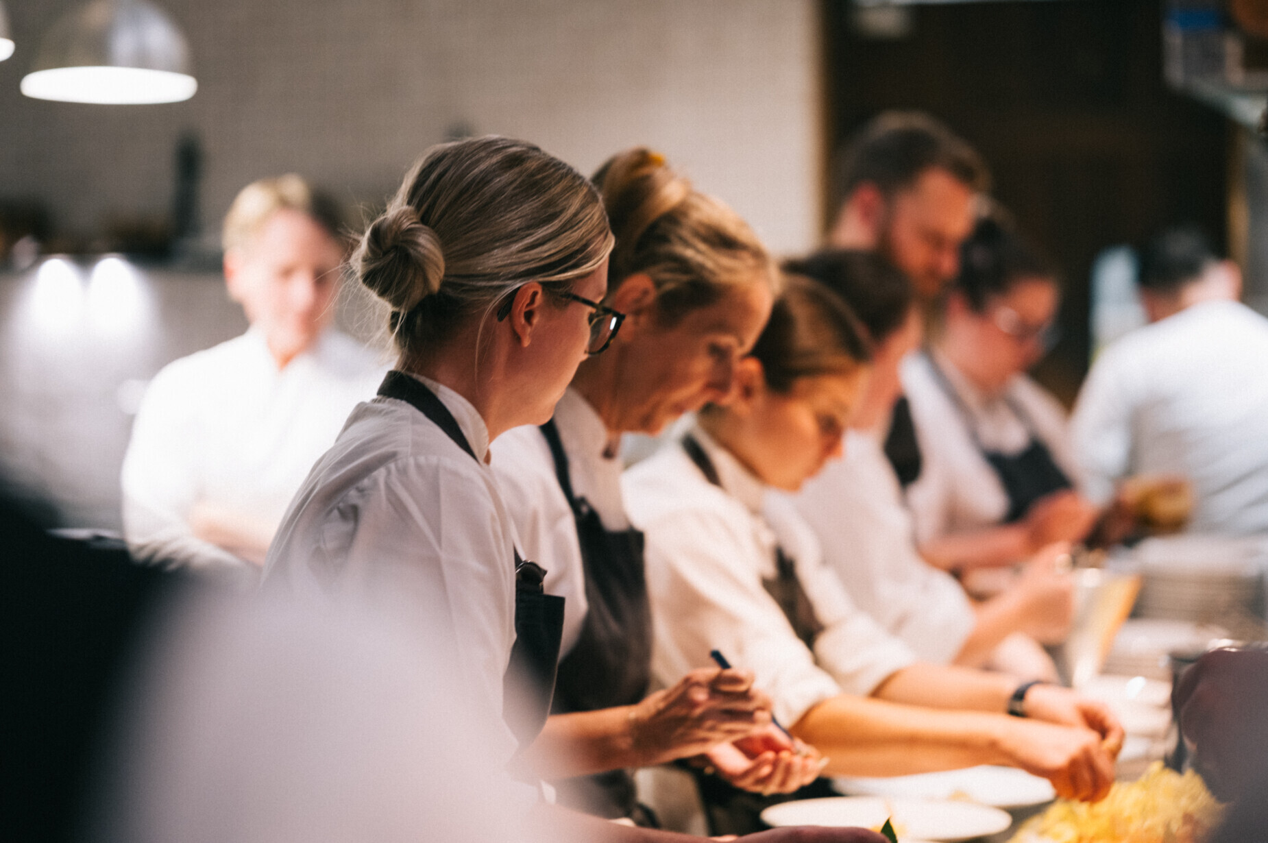 BF 25 08 26 RAU PASSING THE TORCH 8097